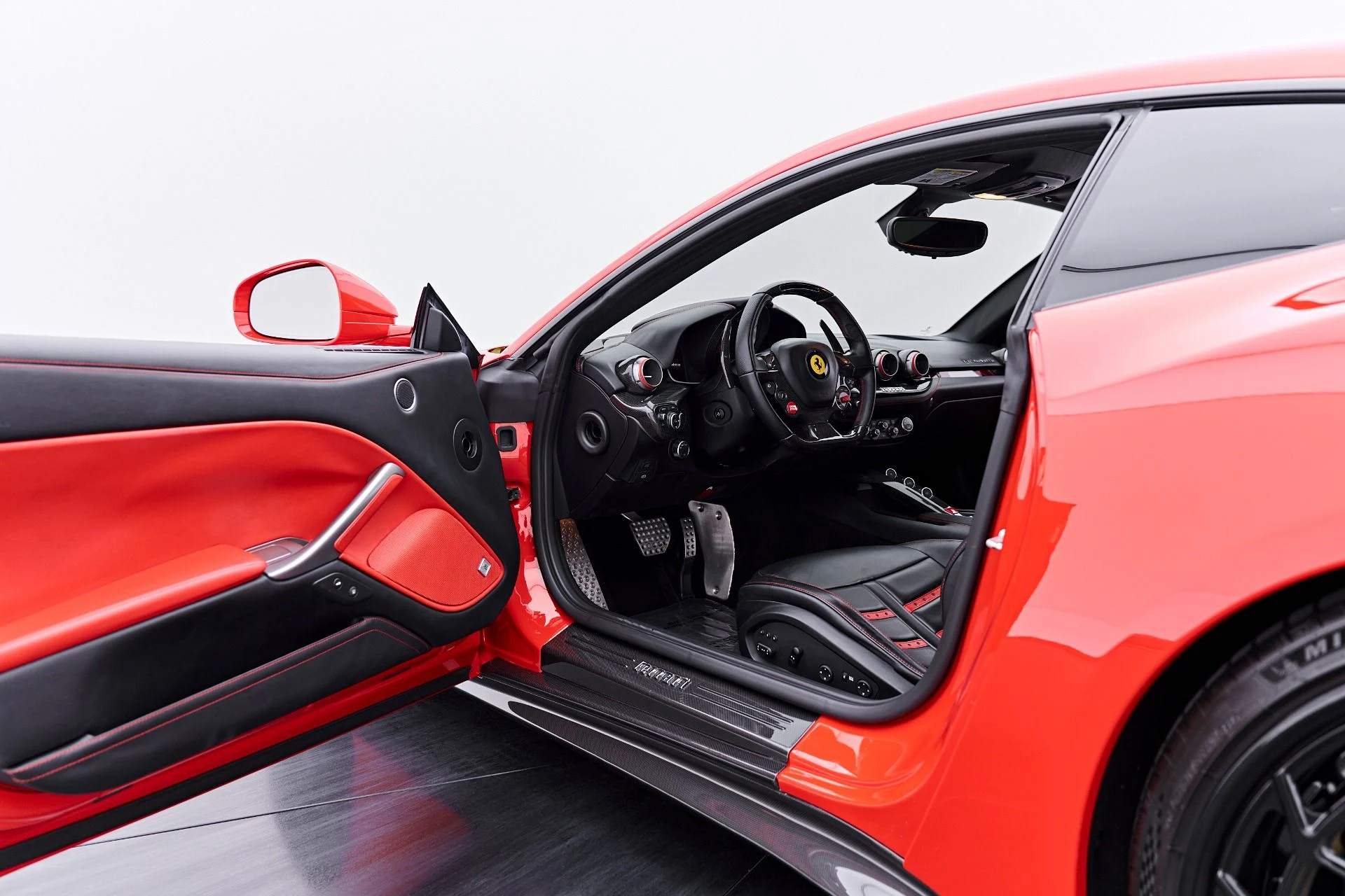 mph050_598207406_Used_2016_Ferrari_F12_Berlinetta_1789434730_9470b6fb0a