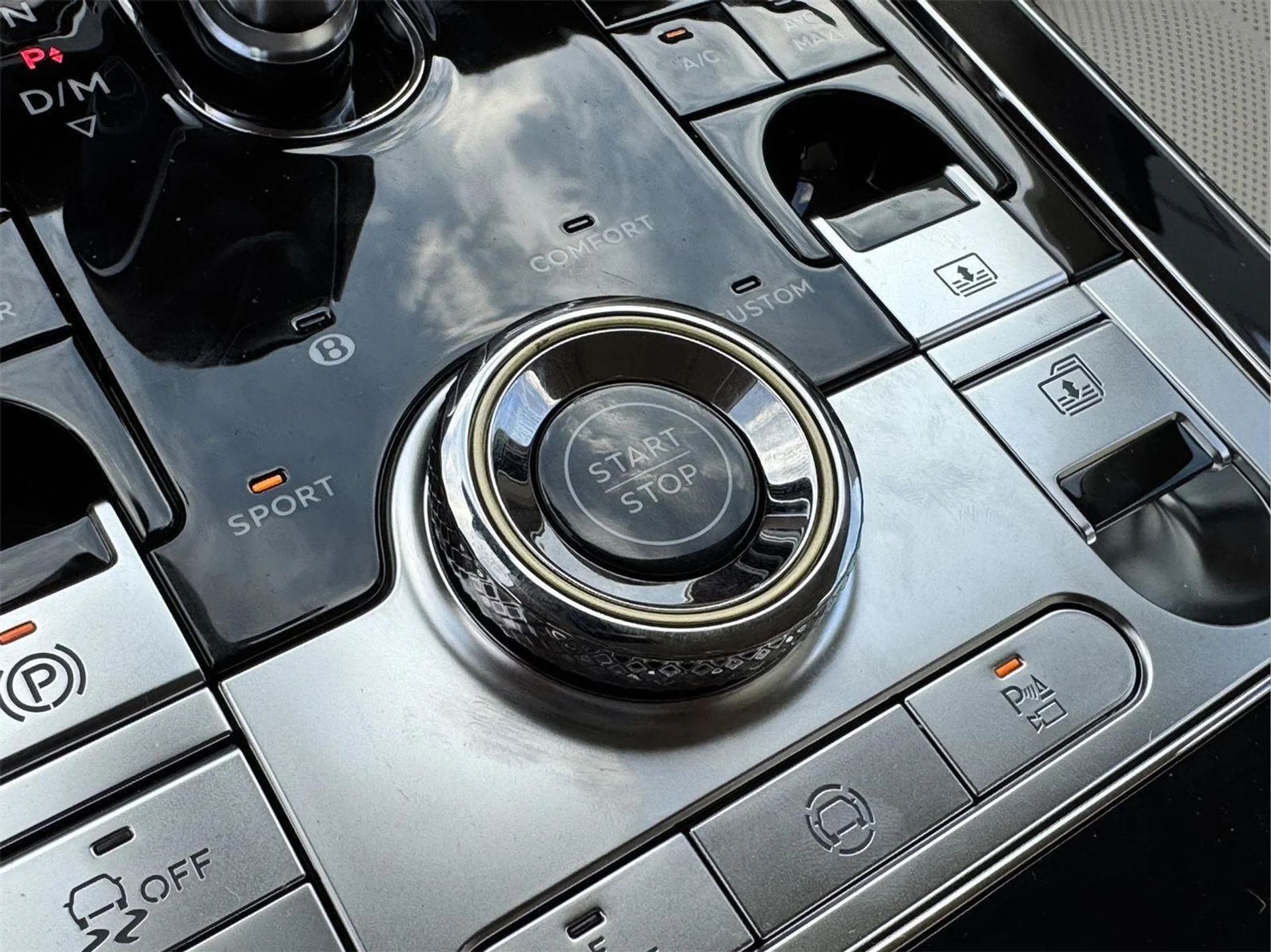 mph050_598779907_74da0bb0fb9099c21b966fd28a157305_b1edd96a55