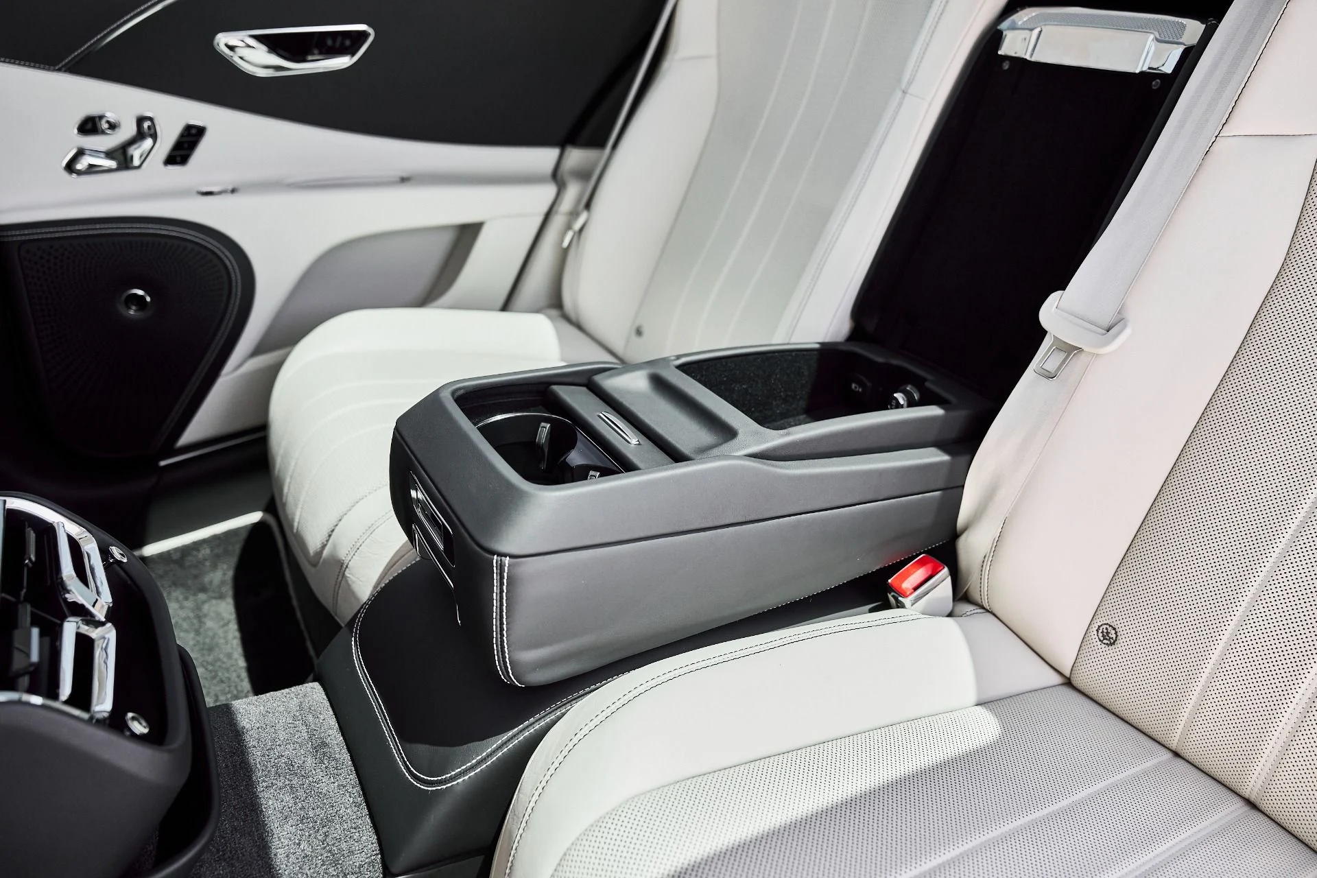 mph050_644015537_Used_2021_Bentley_Flying_Spur_V8_1780617168_f731dfcb69