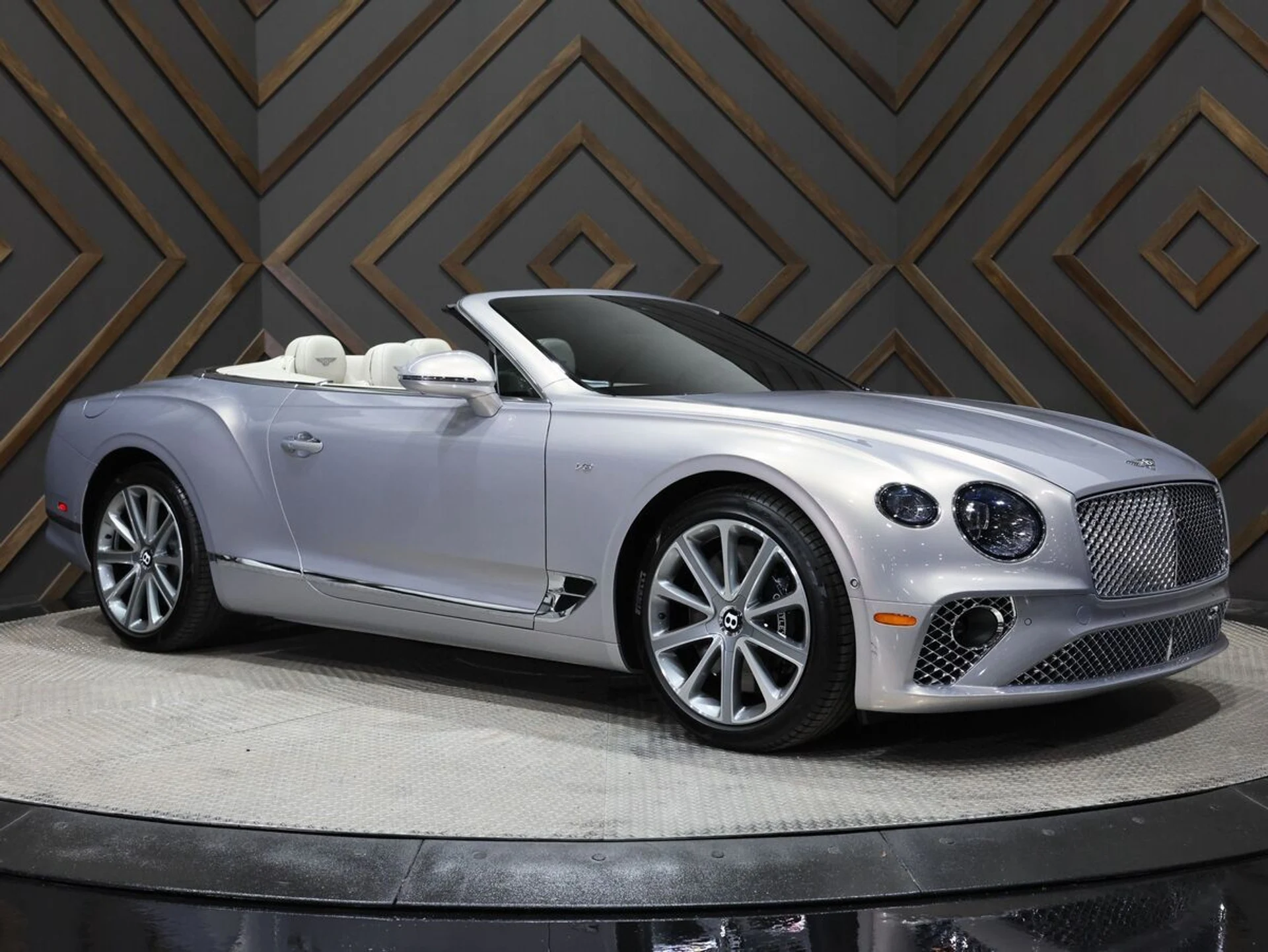 mph050_646538937_25z5nj6ki3cd5cq5t7uybashne0w_7c439df2d0