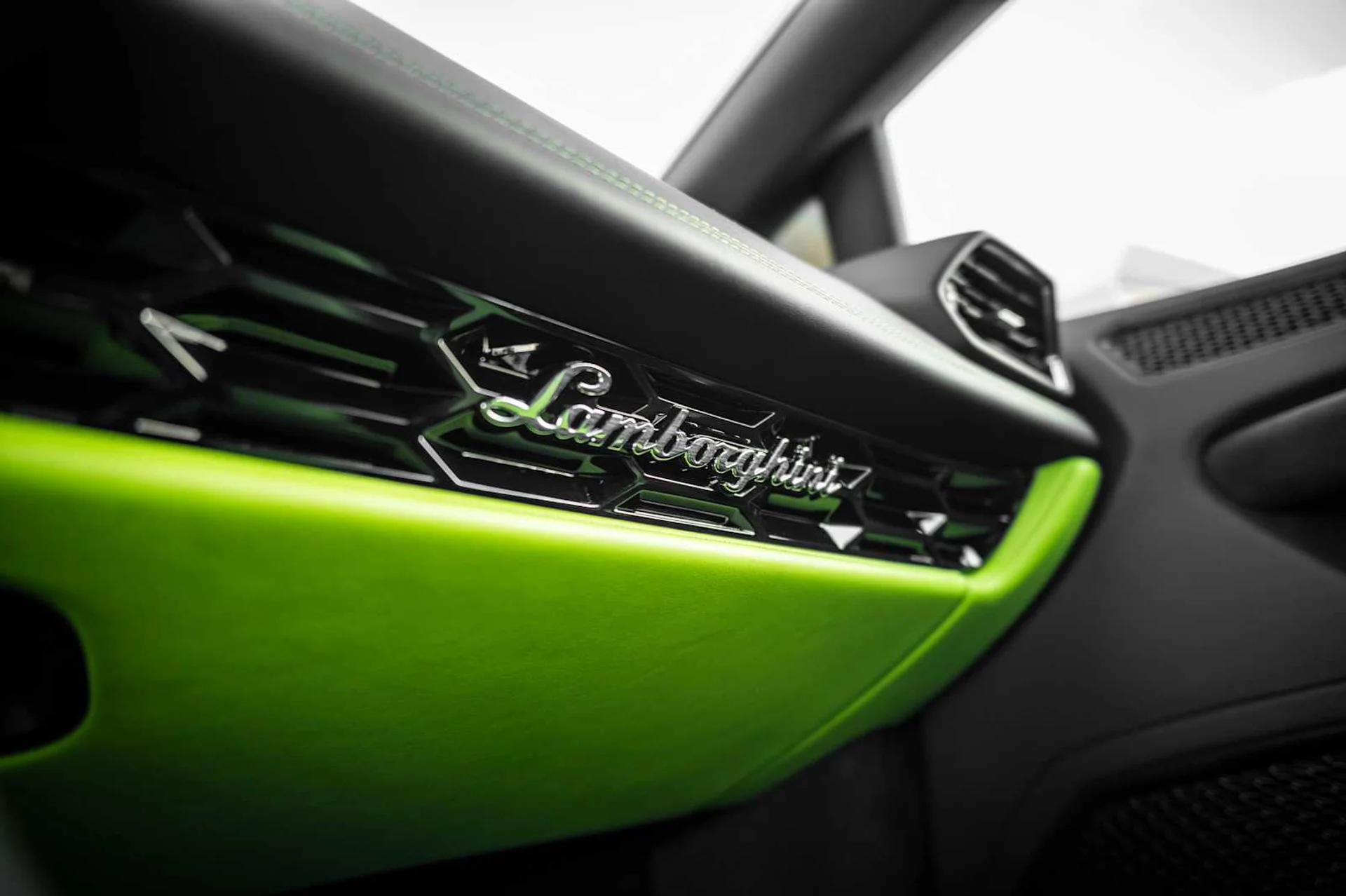 mph050_652542796_12d42e8276417e04a56a16a32340f996x_55d21b65f0