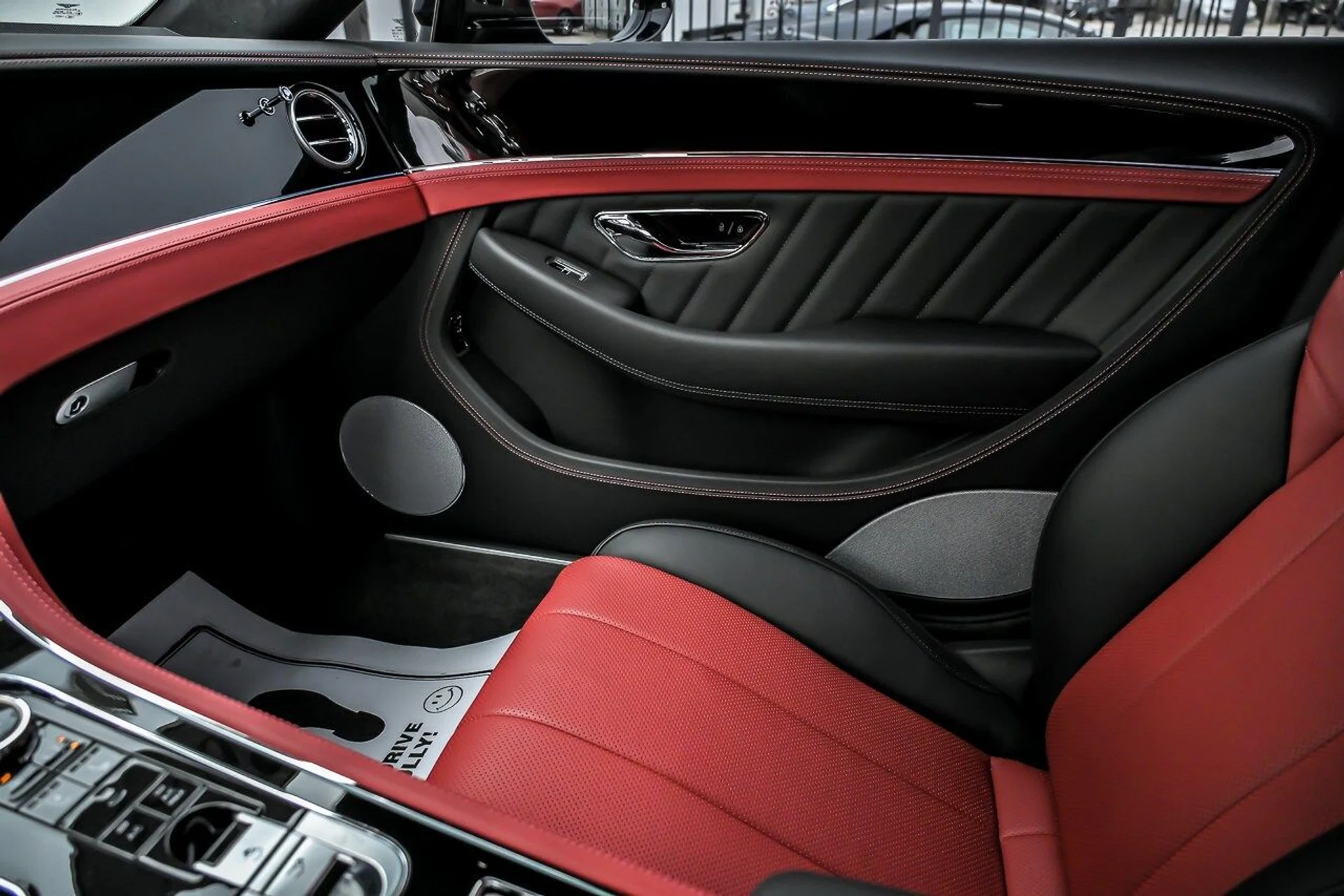 mph050_657725140_3e004c599985ad4a88a8d53aa32287a7x_8a1744c313