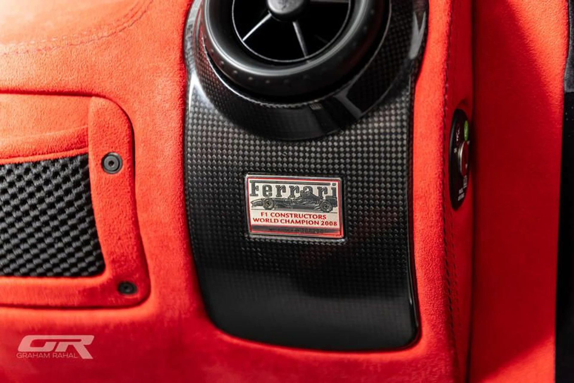 mph050_663654482_A692_CD_18_1_F57_4_CCF_A9_B3_7_ADC_569_CE_10_D_7c77518105