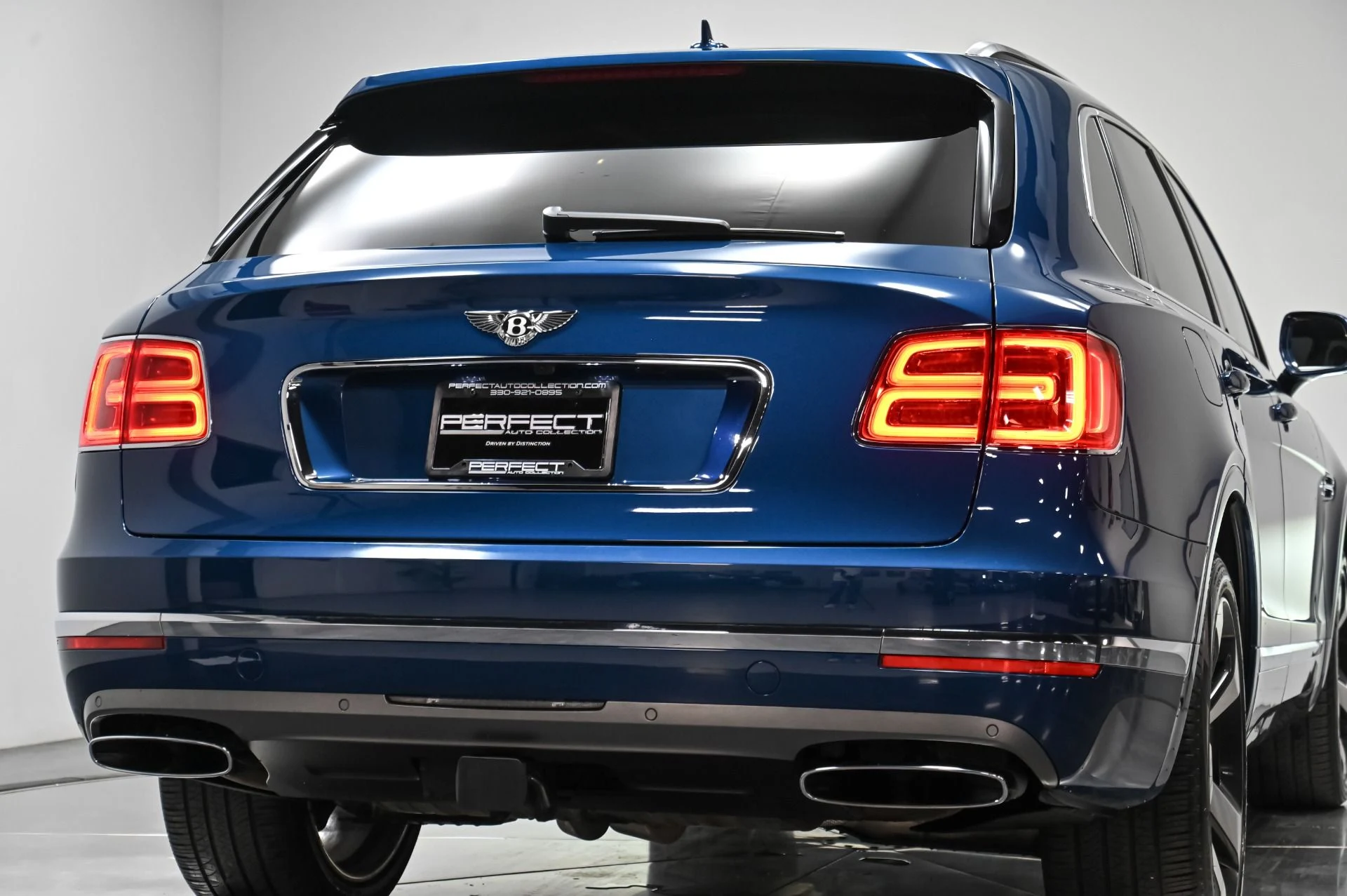 mph050_675826483_Used_2018_Bentley_Bentayga_W12_1758835107_c2e5503ed8