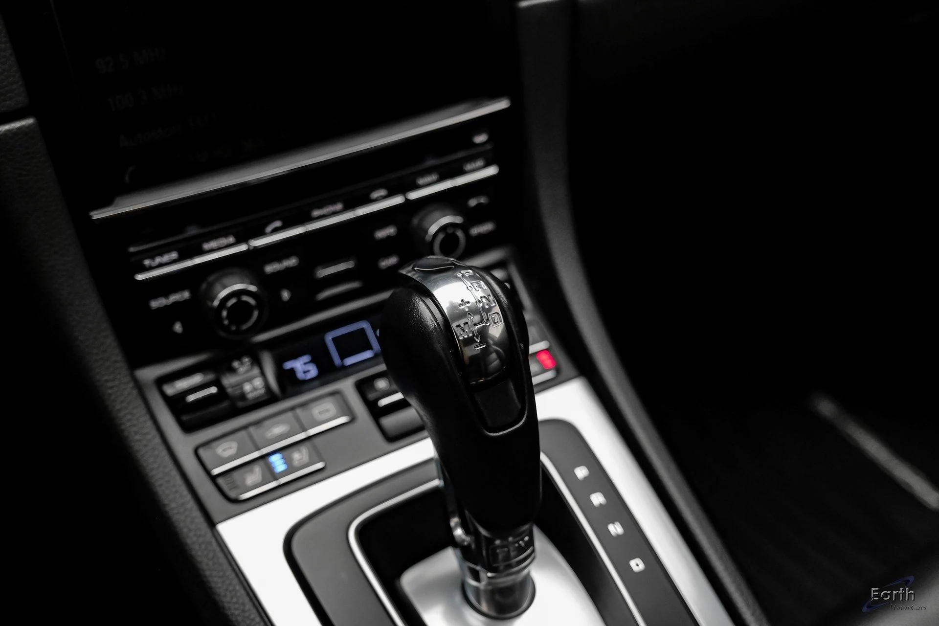 mph050_692250211_76b9950175d7b7b6de9b34d58c01ae96x_05871d4dbc