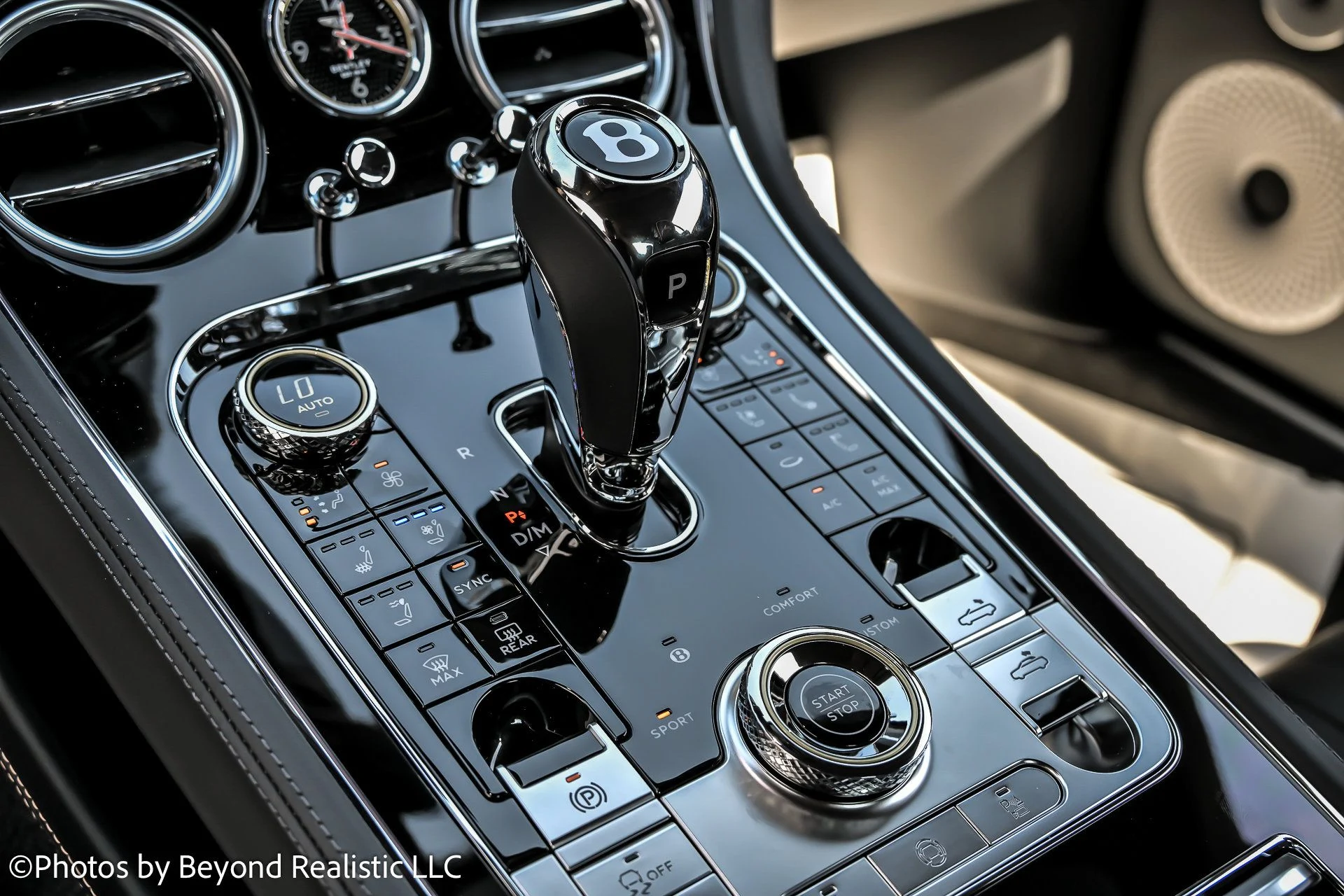 mph050_700296198_93b5902ed1a9905b85d4e53b5ddd16c3x_77919f82d9