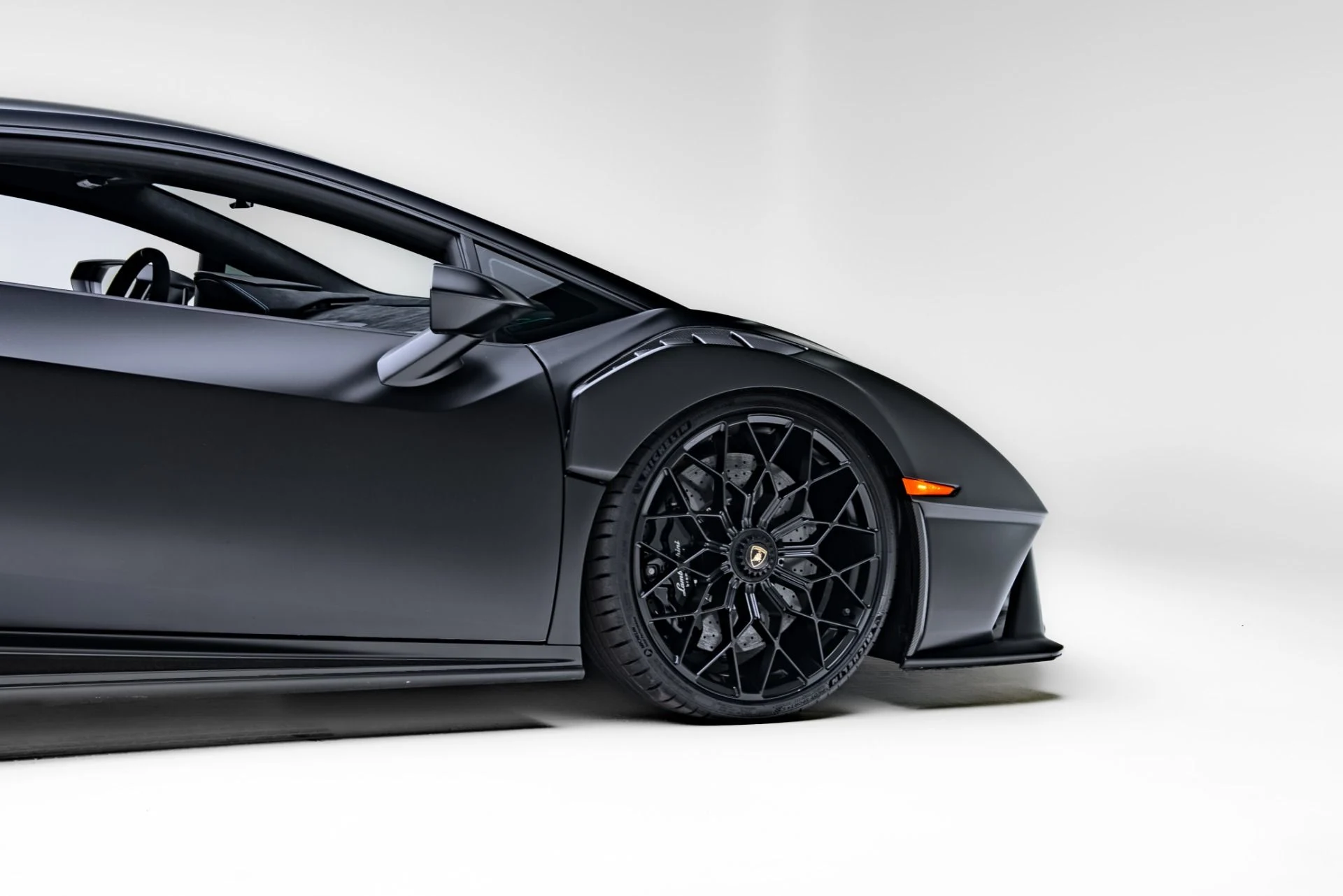 mph050_711458943_Used_2022_Lamborghini_Huracan_STO_1771969691_eba85ad7fc