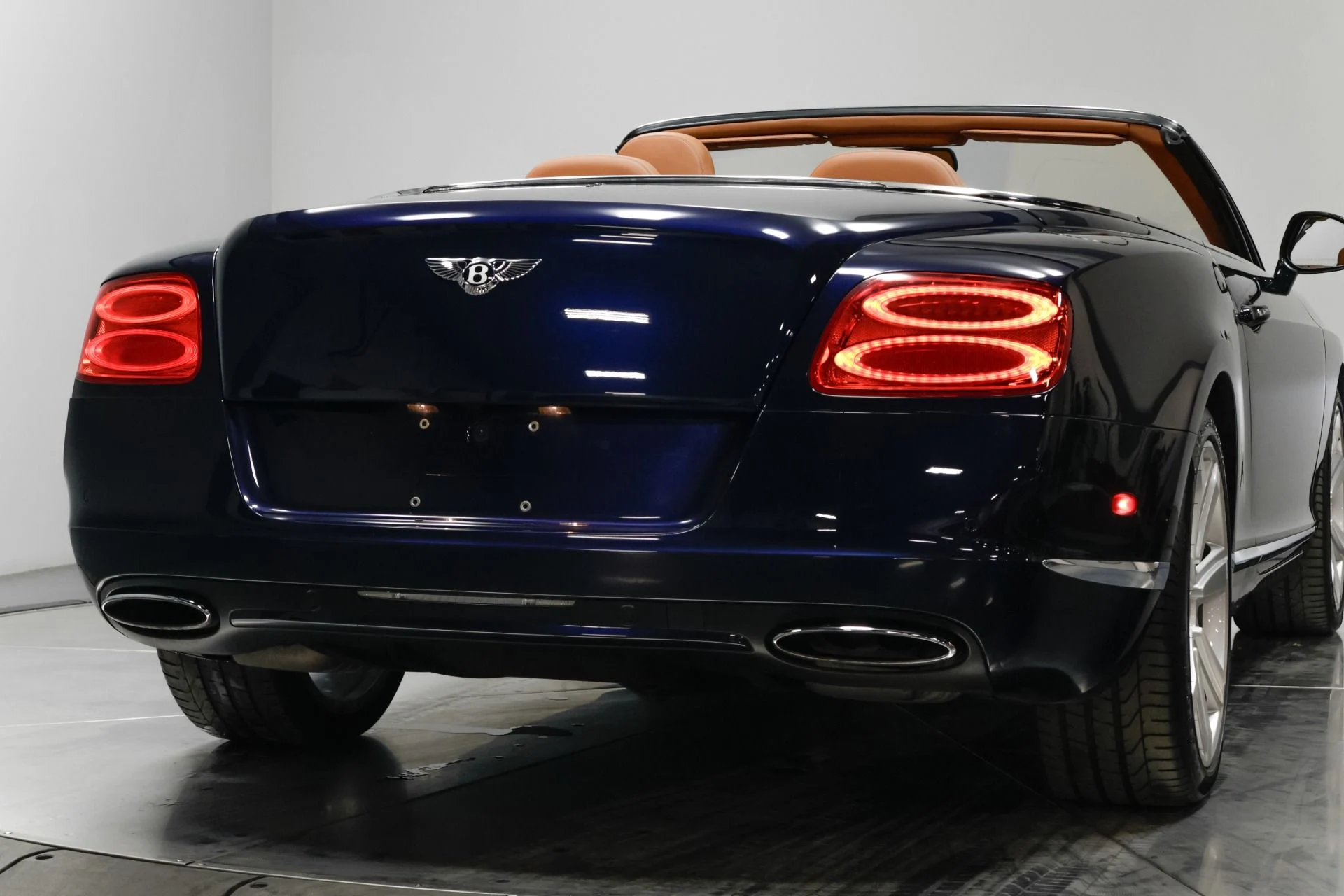 mph050_718761740_Used_2013_Bentley_Continental_GTC_1761057953_c05c204a6d