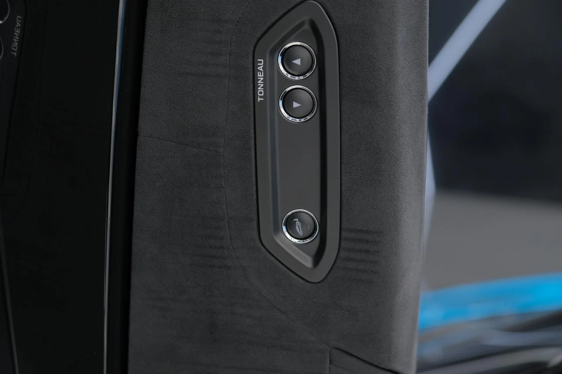 mph050_739127617_1e7c1b2bbdb23c60eb5f3188410d4953_8d32560d18