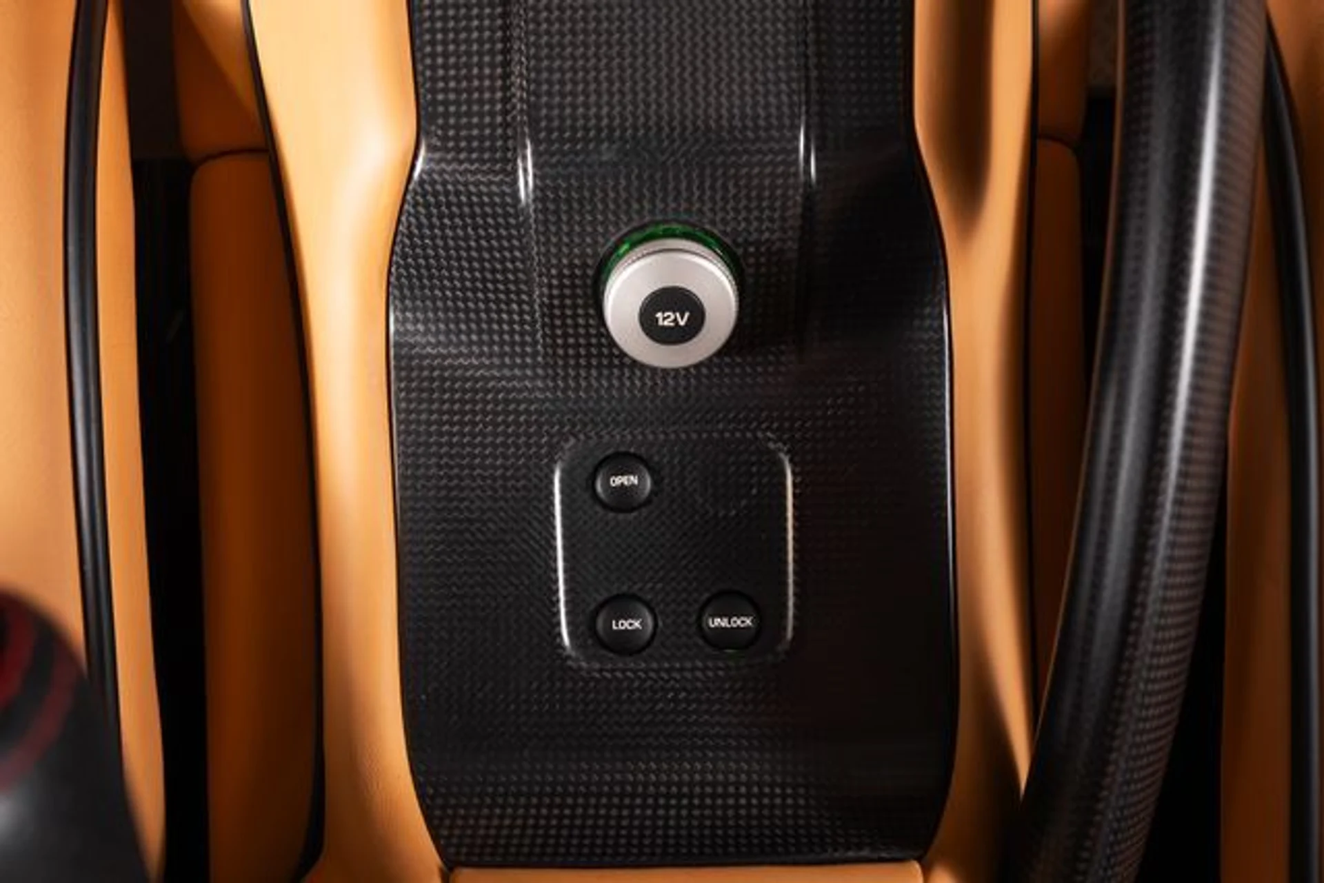 mph050_755054420_d90d5765defa314348c2560cfafed766x_13e8e6dd63