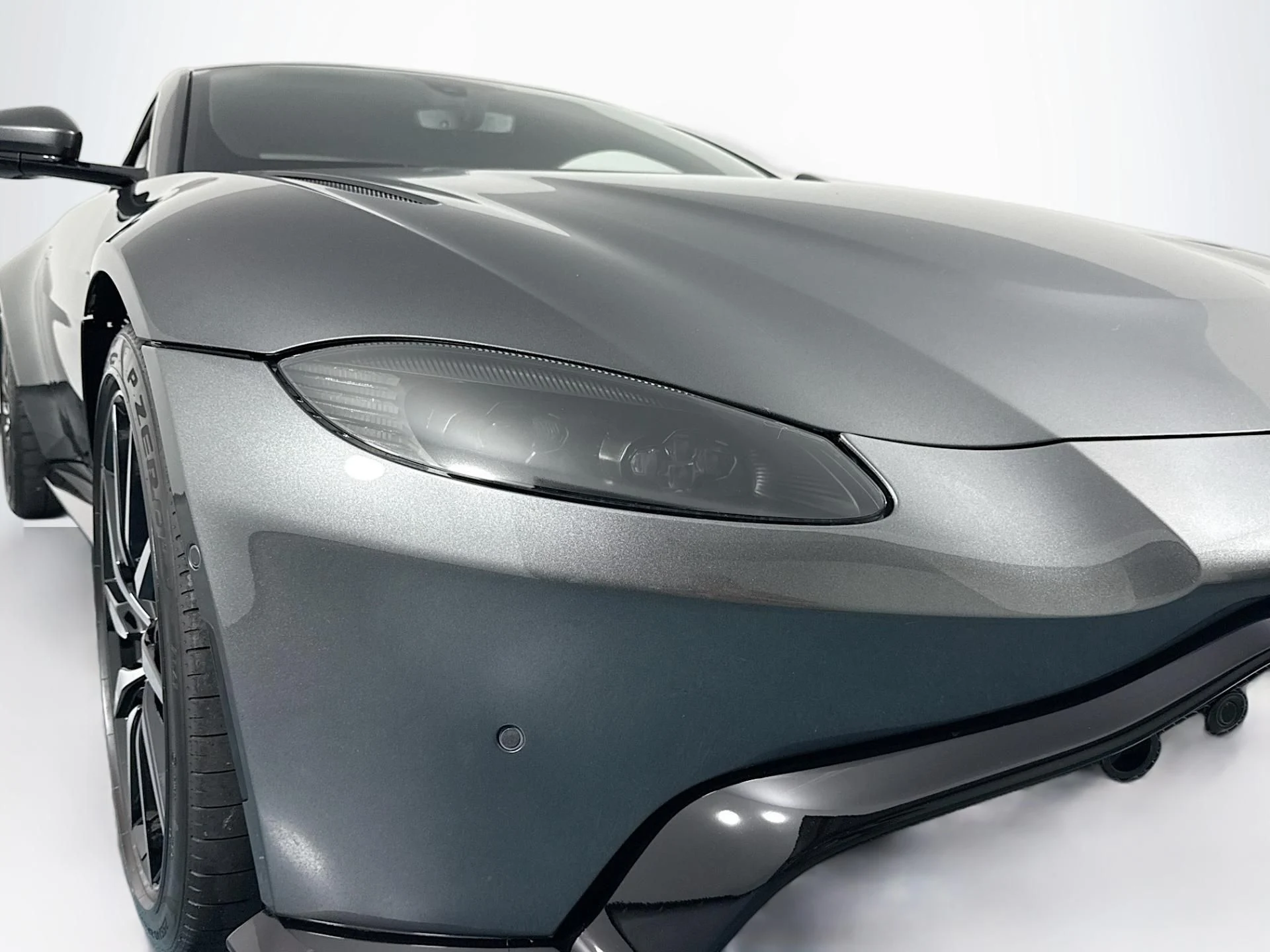 mph050_755130897_Used_2020_Aston_Martin_Vantage_1784230080_30cb6a71d0