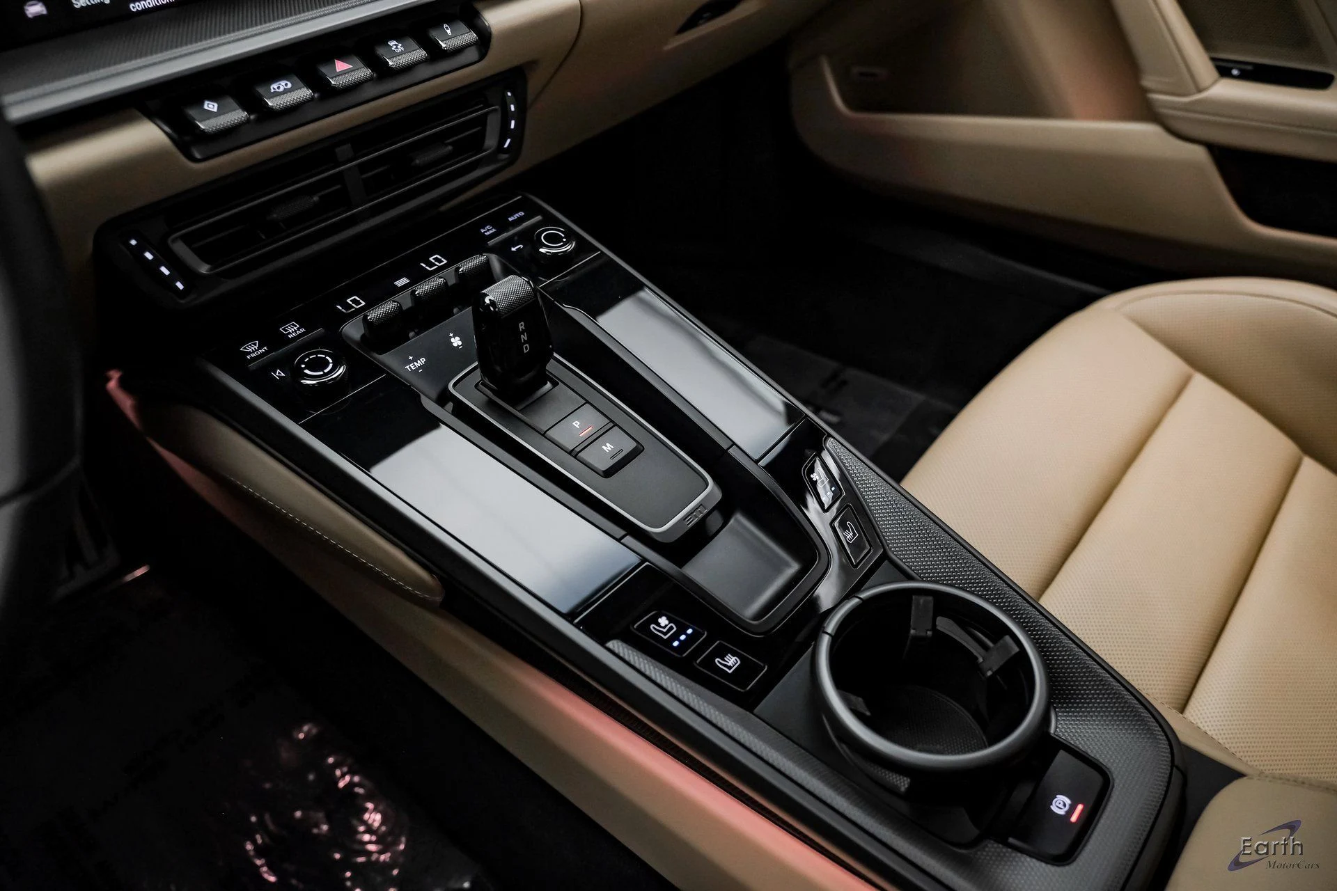 mph050_787407132_f10b12d006e72a5aea7f287e944677bdx_0e8c884375