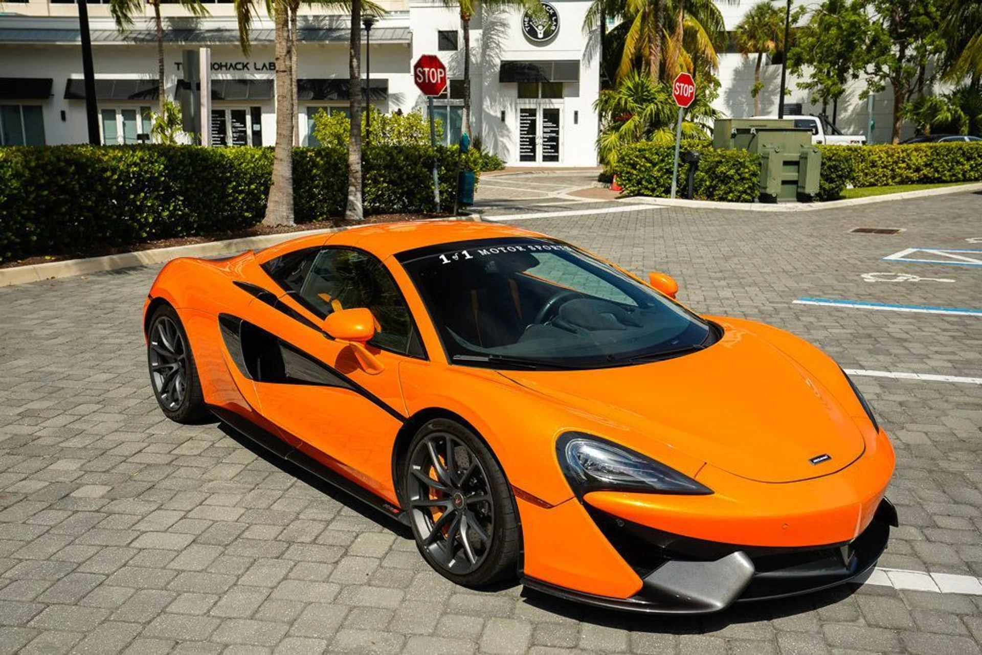 mph050_793410064_used_2018_mclaren_570s_spider_14354_22891400_51_1024_1075ec0167