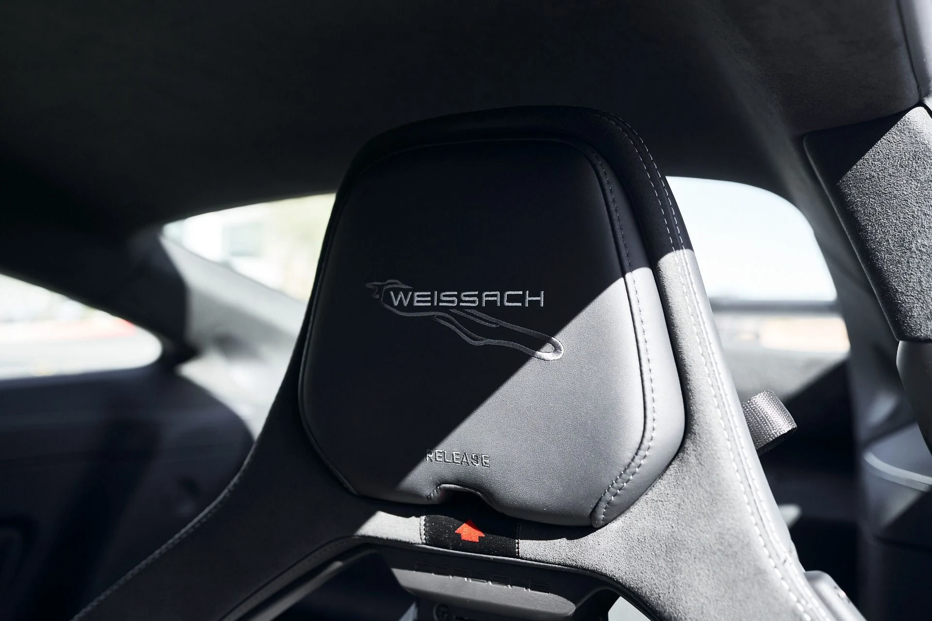 mph050_812555919_Used_2025_Porsche_911_GT_3_1760570046_183a7b7012