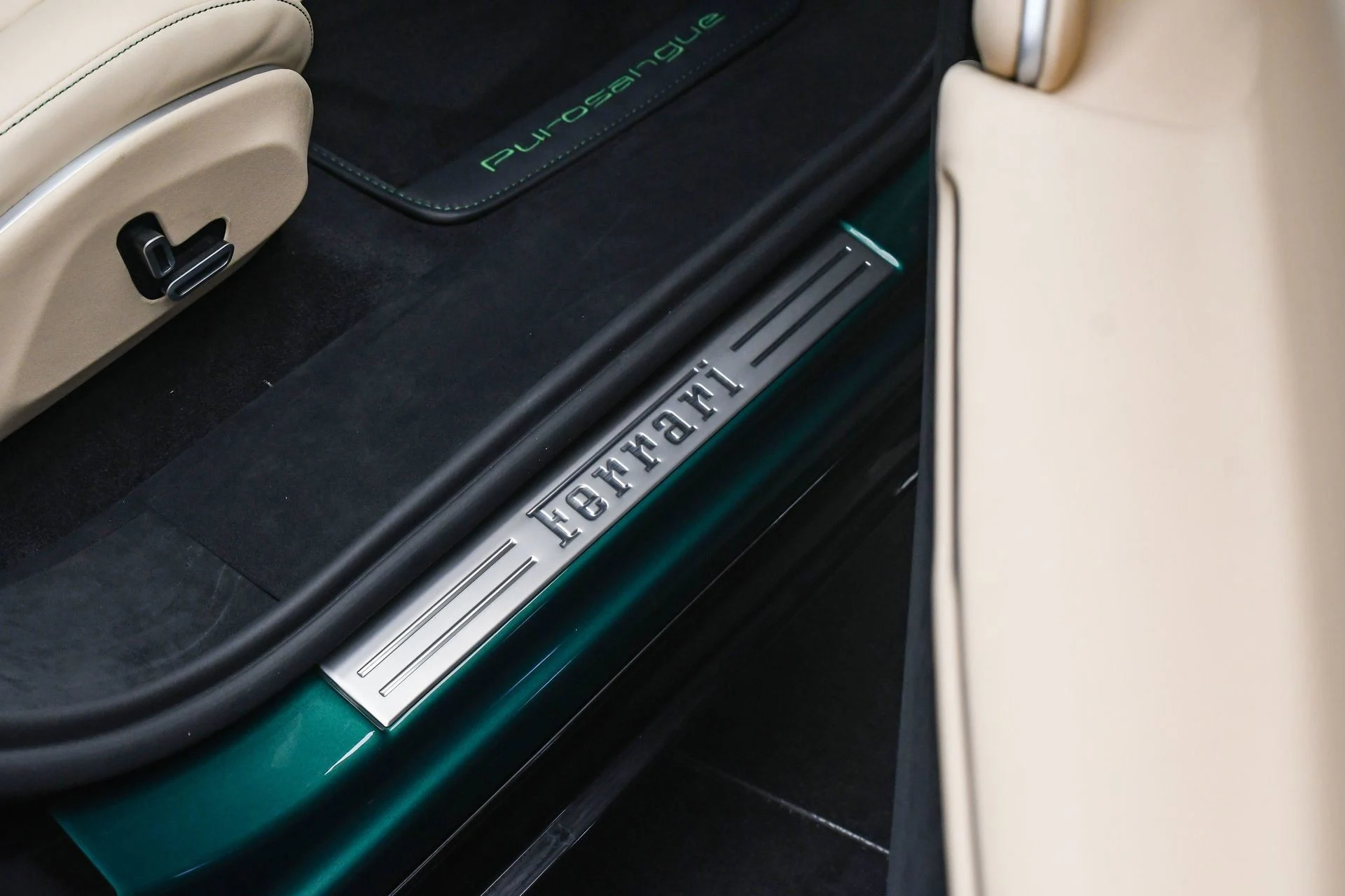 mph050_833323209_b1782e65d1b942ce8487501ec91fa180_a325c6f8b1