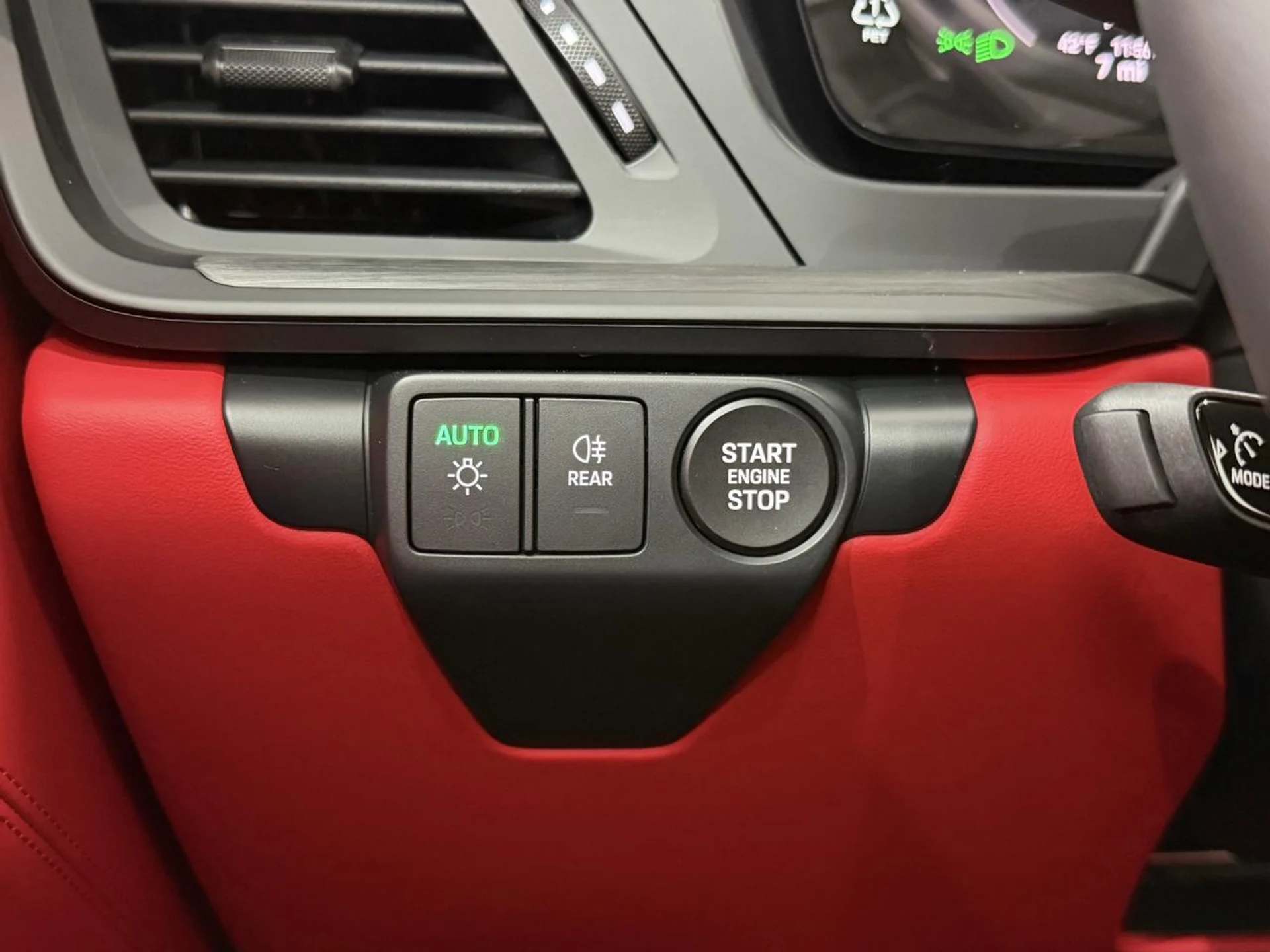 mph050_83770612_df239c0d78553e0c8e07a0ff8c8dc42b_ea334b1948