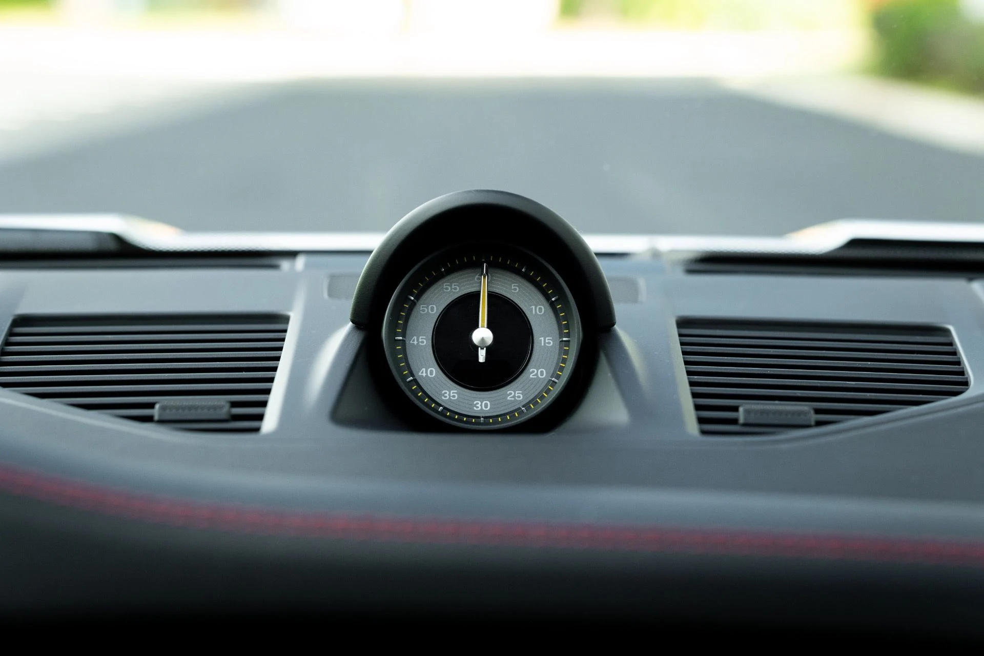 mph050_862363008_Used_2022_Porsche_911_GT_3_w_Touring_1769199513_df35b52288