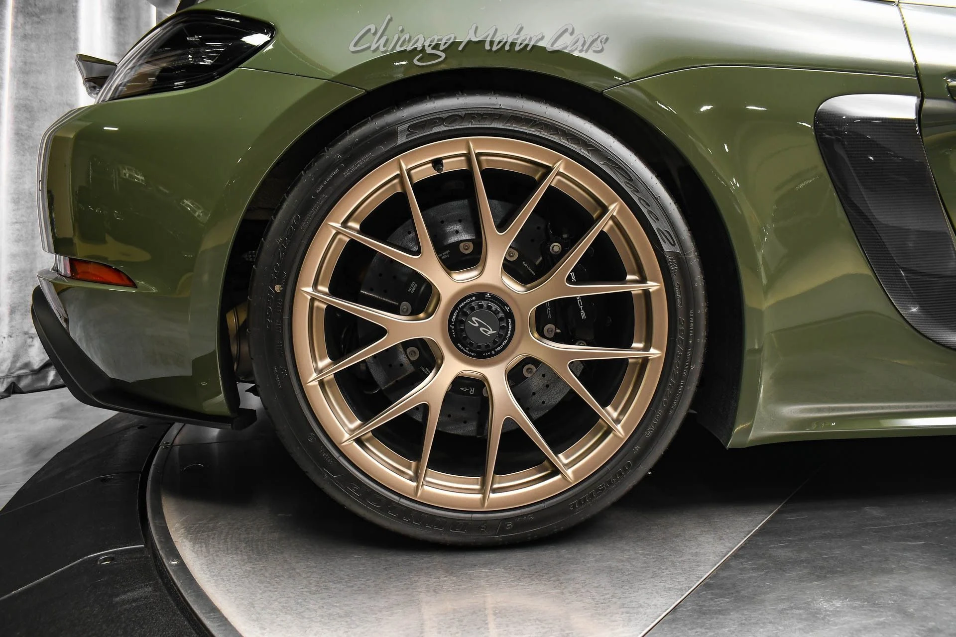 mph050_874617355_13028_p51_l_79cabb2bbf