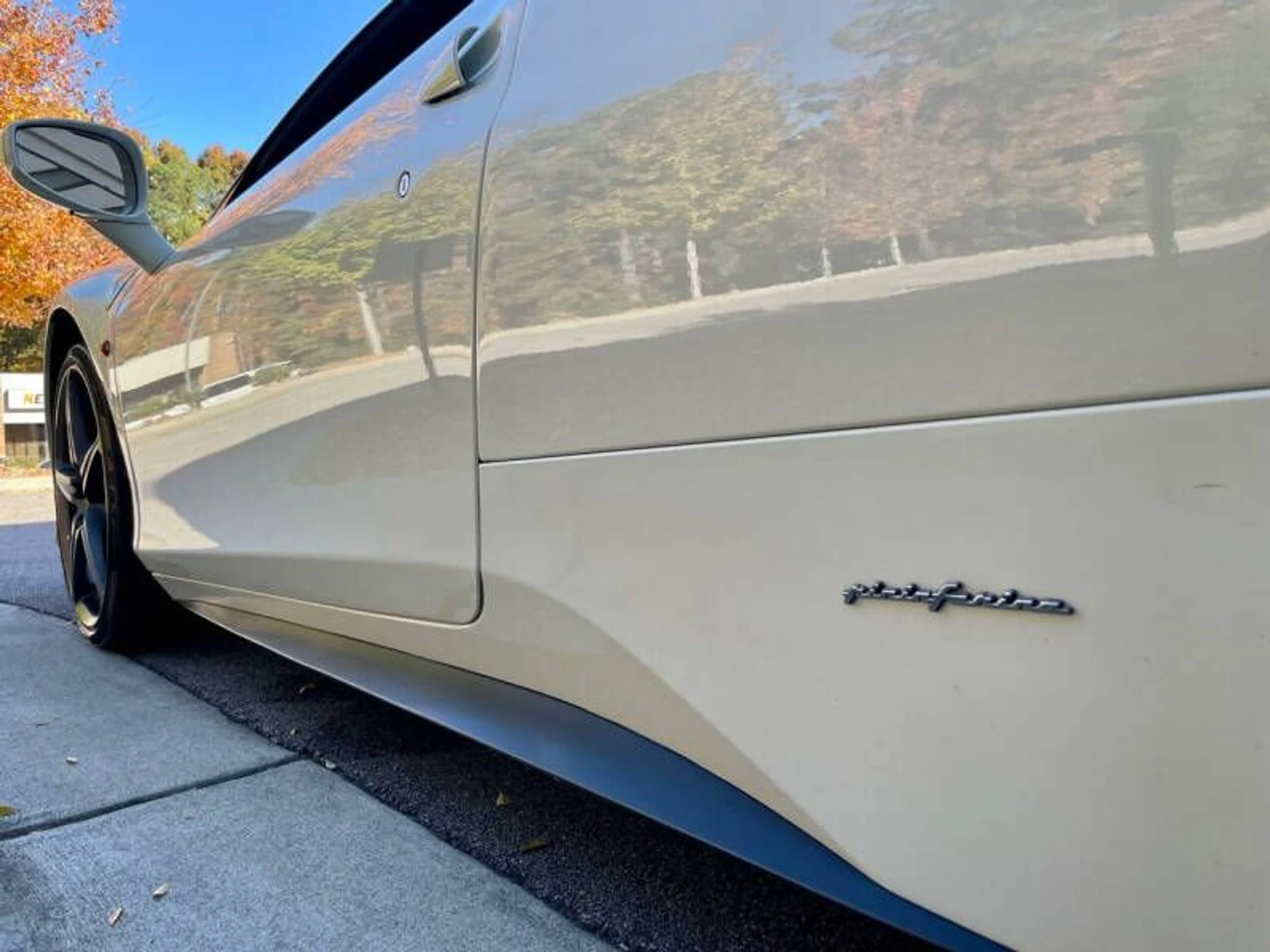 mph050_879268763_2013_ferrari_458_spider_base_2dr_convertible_206b2225da