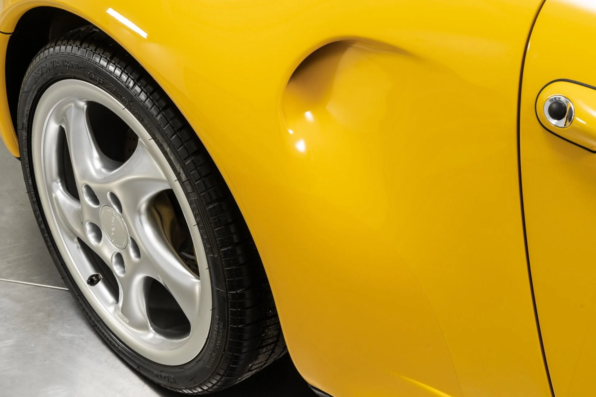 mph050_88175485_Used_1997_Porsche_911_Turbo_S_Ultra_Low_Miles_Nicest_993_Turbo_S_on_the_Planet_1759858947_e9d60c4d55