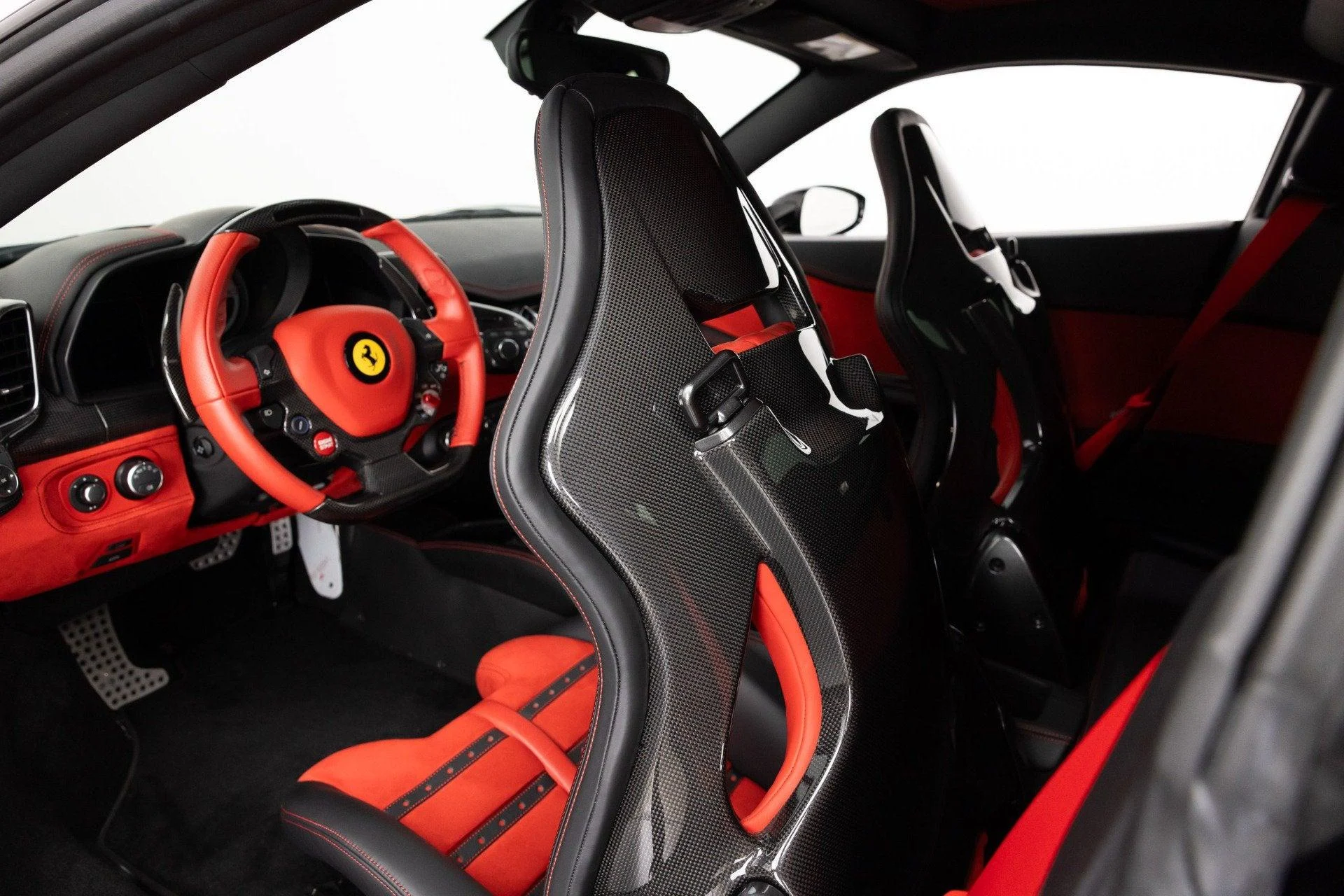 mph050_927824265_Used_2015_Ferrari_458_Italia_1784296502_3000878ca4