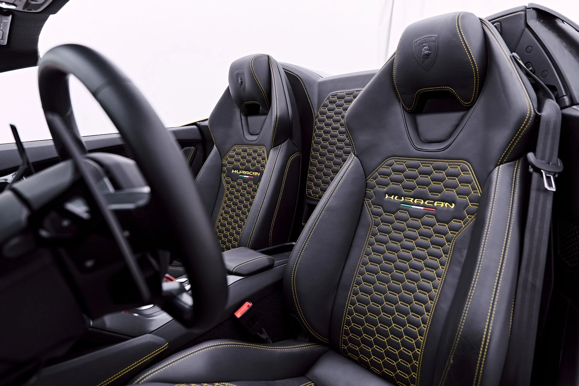 mph050_929195675_Used_2018_Lamborghini_Huracan_LP_580_2_S_1784246861_10f7b17aa4