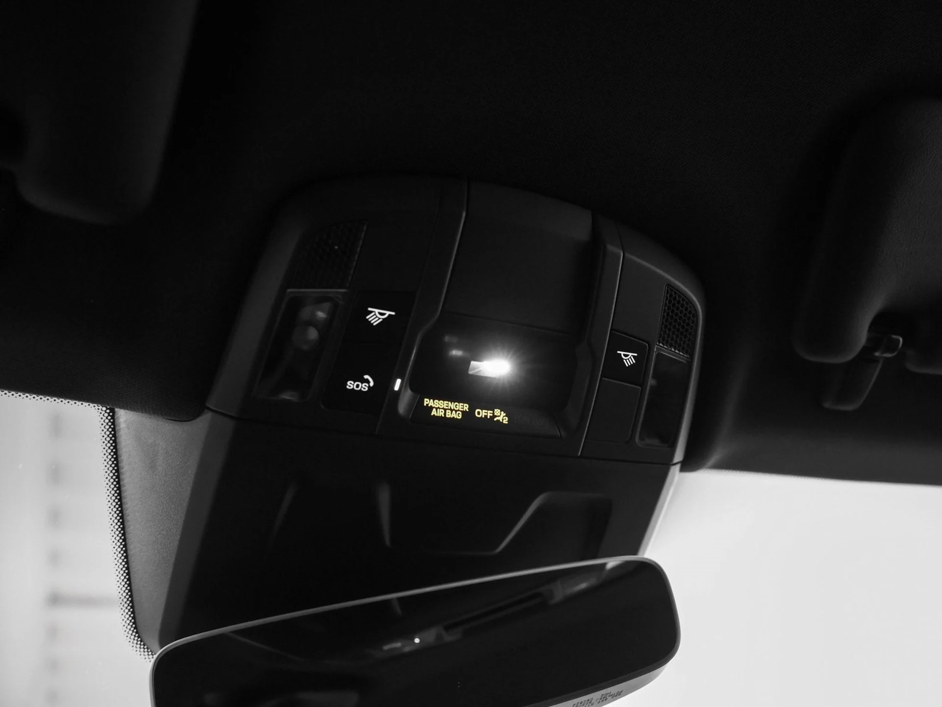 mph050_930064142_51_df5c28dd02