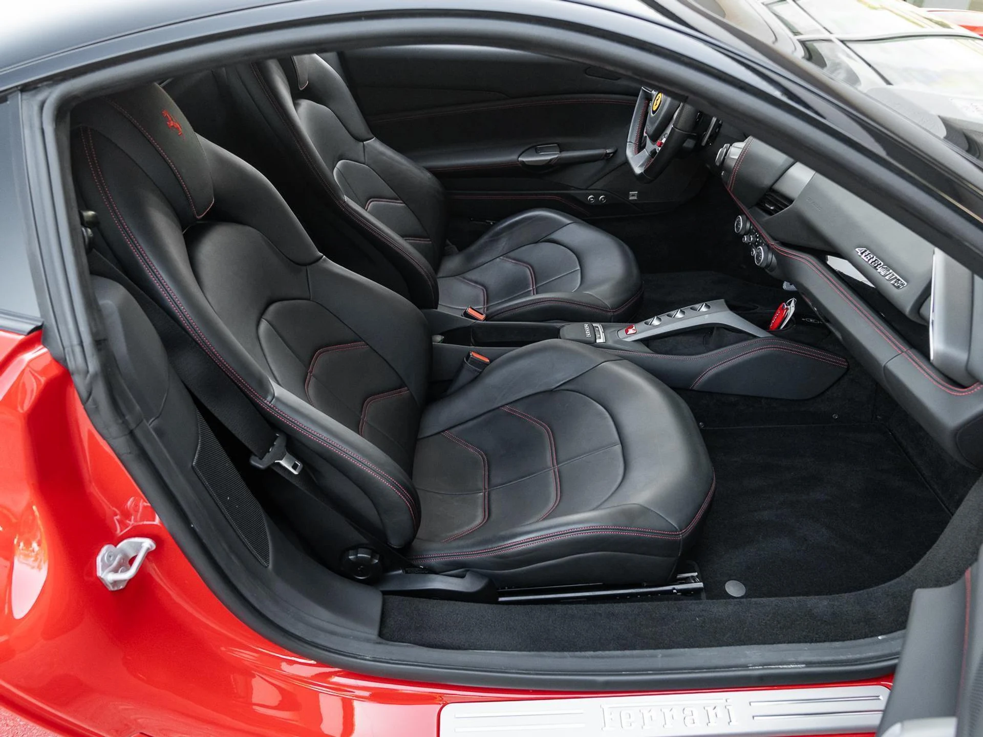 mph050_941507956_Used_2019_Ferrari_488_GTB_Coupe_1768385539_e717032243