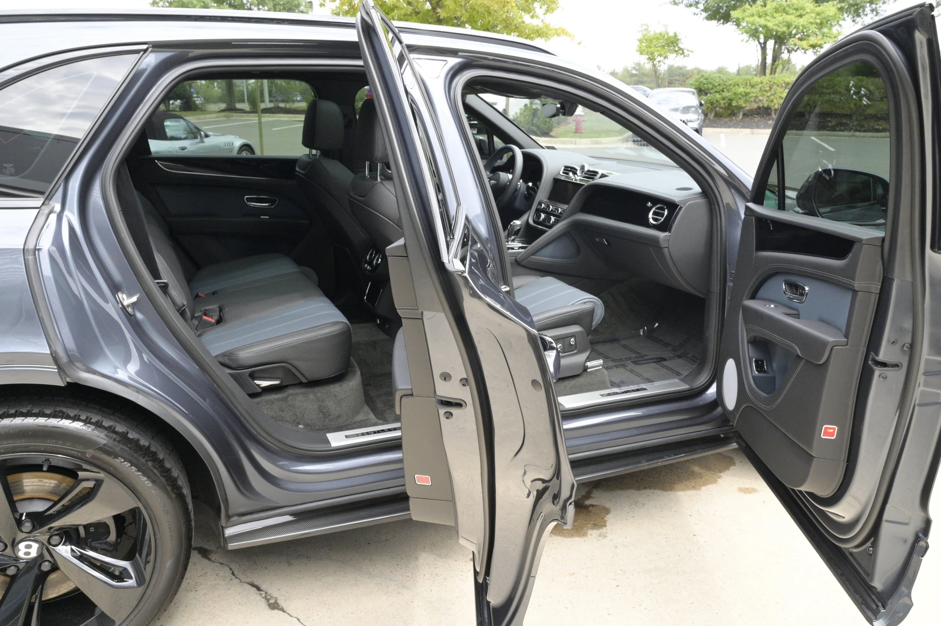 mph050_947883213_bb55467e371d41588c81353cc94f391e_6fec1ea9d4