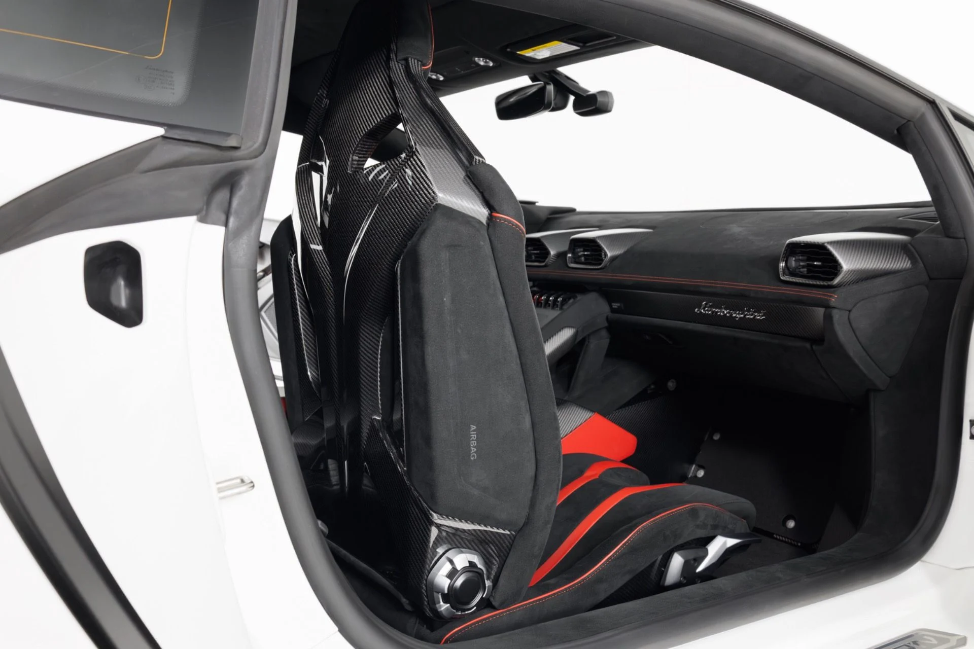 mph050_948582810_Used_2021_Lamborghini_Huracan_STO_1789754429_3069229c07