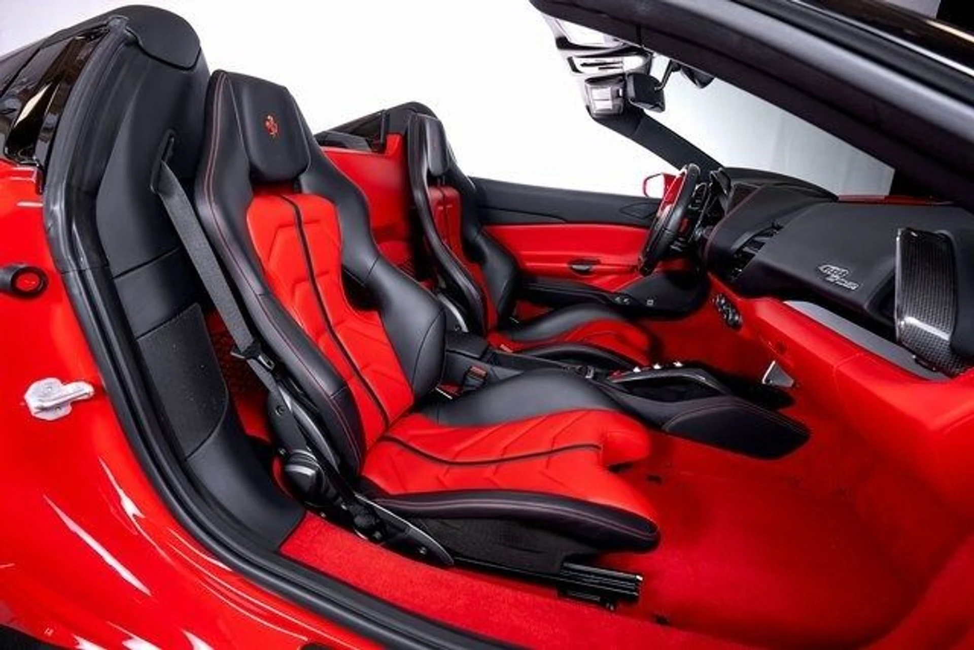 mph050_950597921_d905c6def3520f9d131c598c72f04970x_a10074a42f