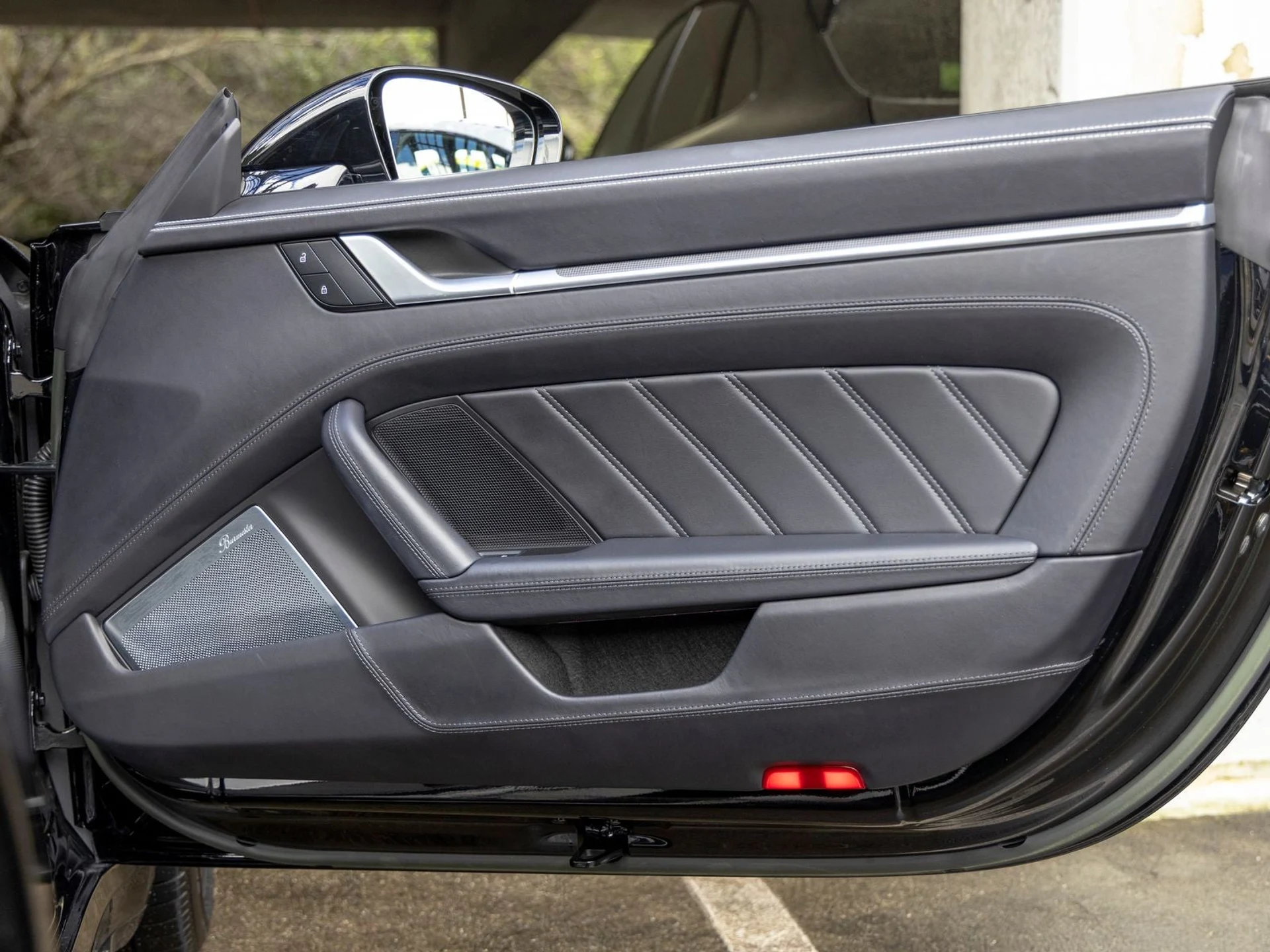 mph050_956264905_51_9991a5054f