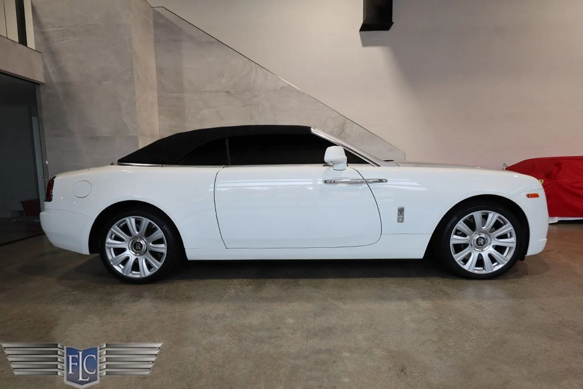 mph050_963777504_used_2017_rolls_royce_dawn_convertible_9689_23039198_51_1024_81e12797dc