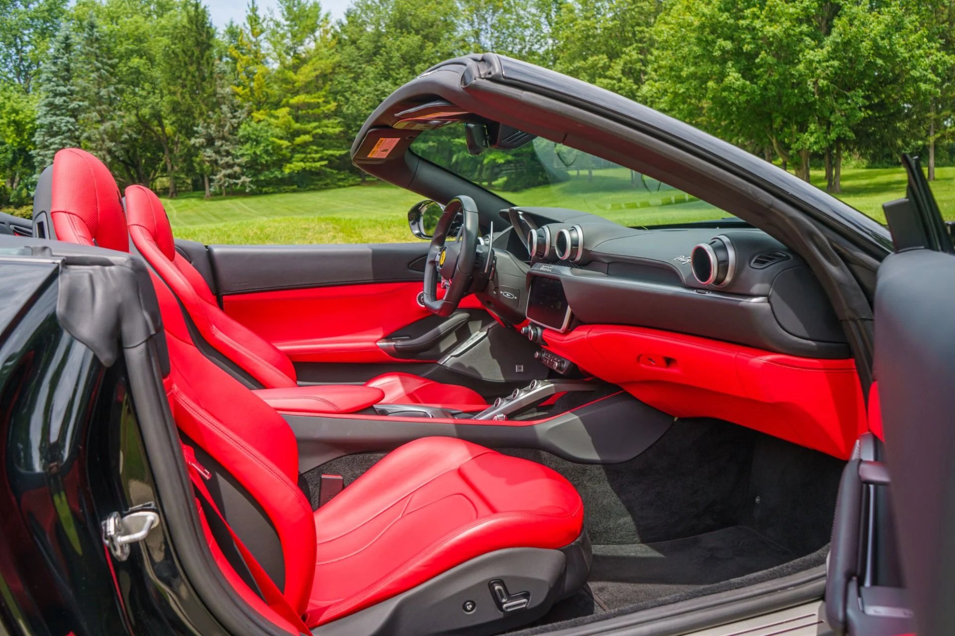 mph050_988859398_Used_2019_Ferrari_Portofino_1783726040_0c304365c4