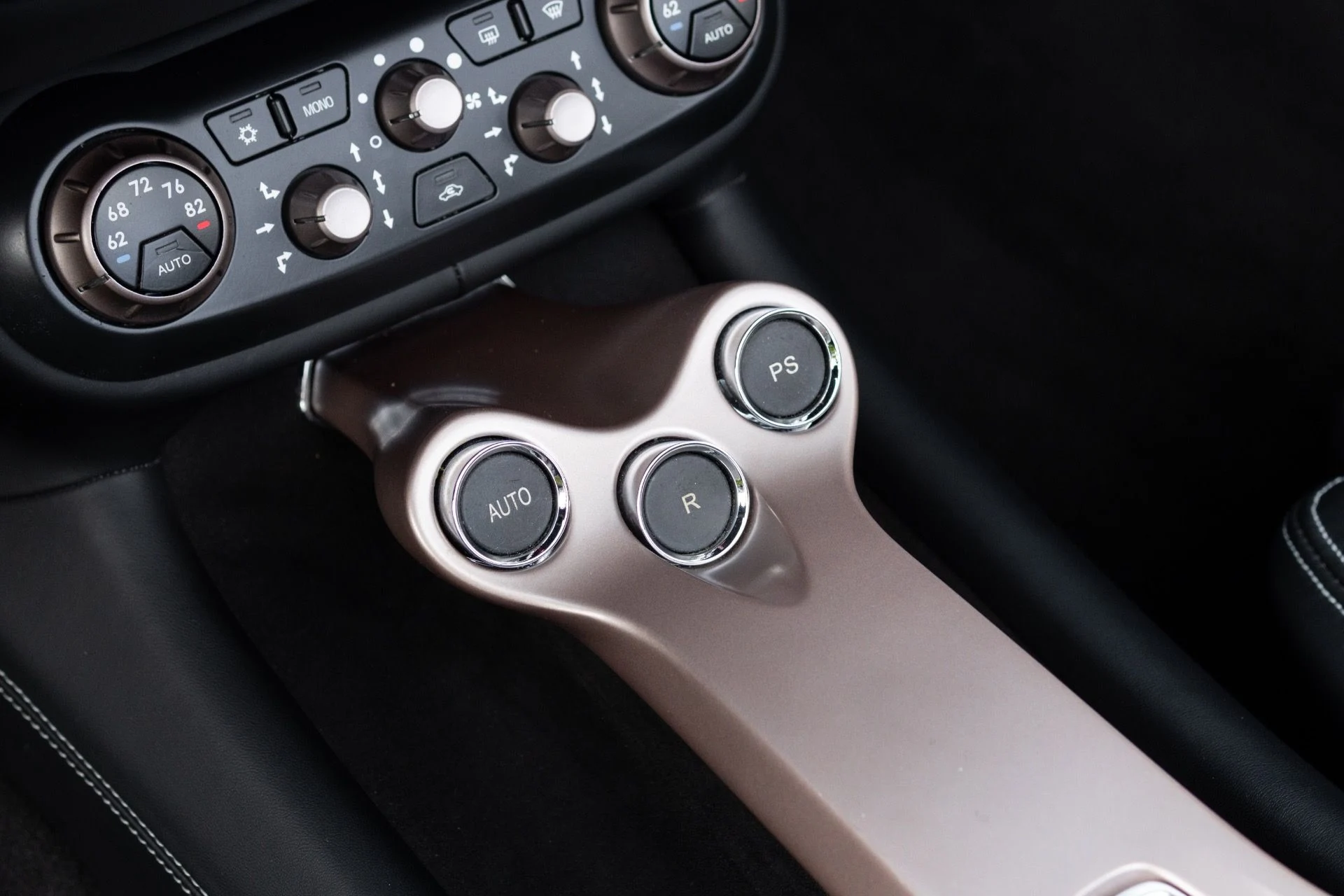 mph050_999648282_Used_2014_Ferrari_California_1774924910_7de9bc4ad3