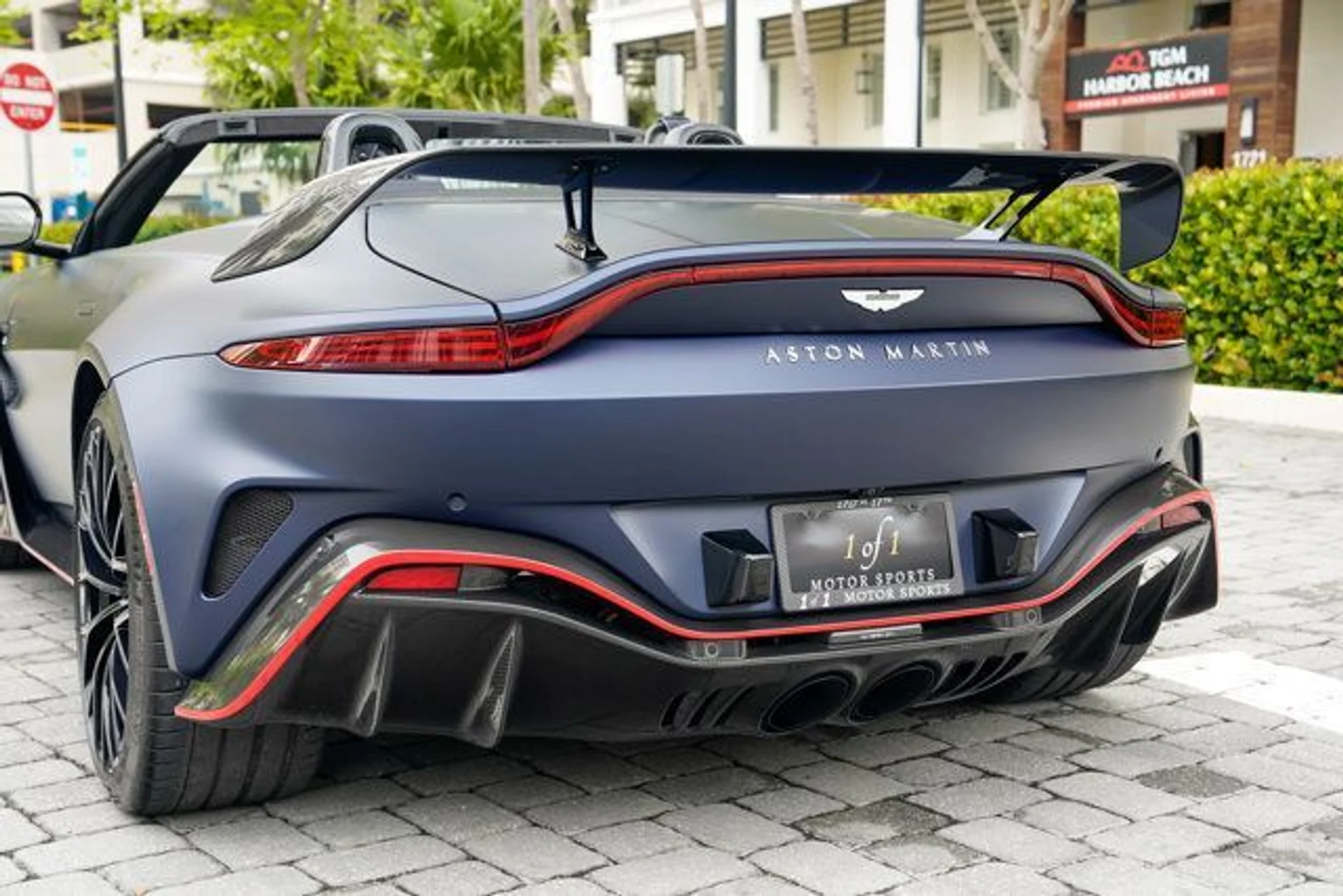 mph051_1005416036_22999094_52_640_40ad831d8a