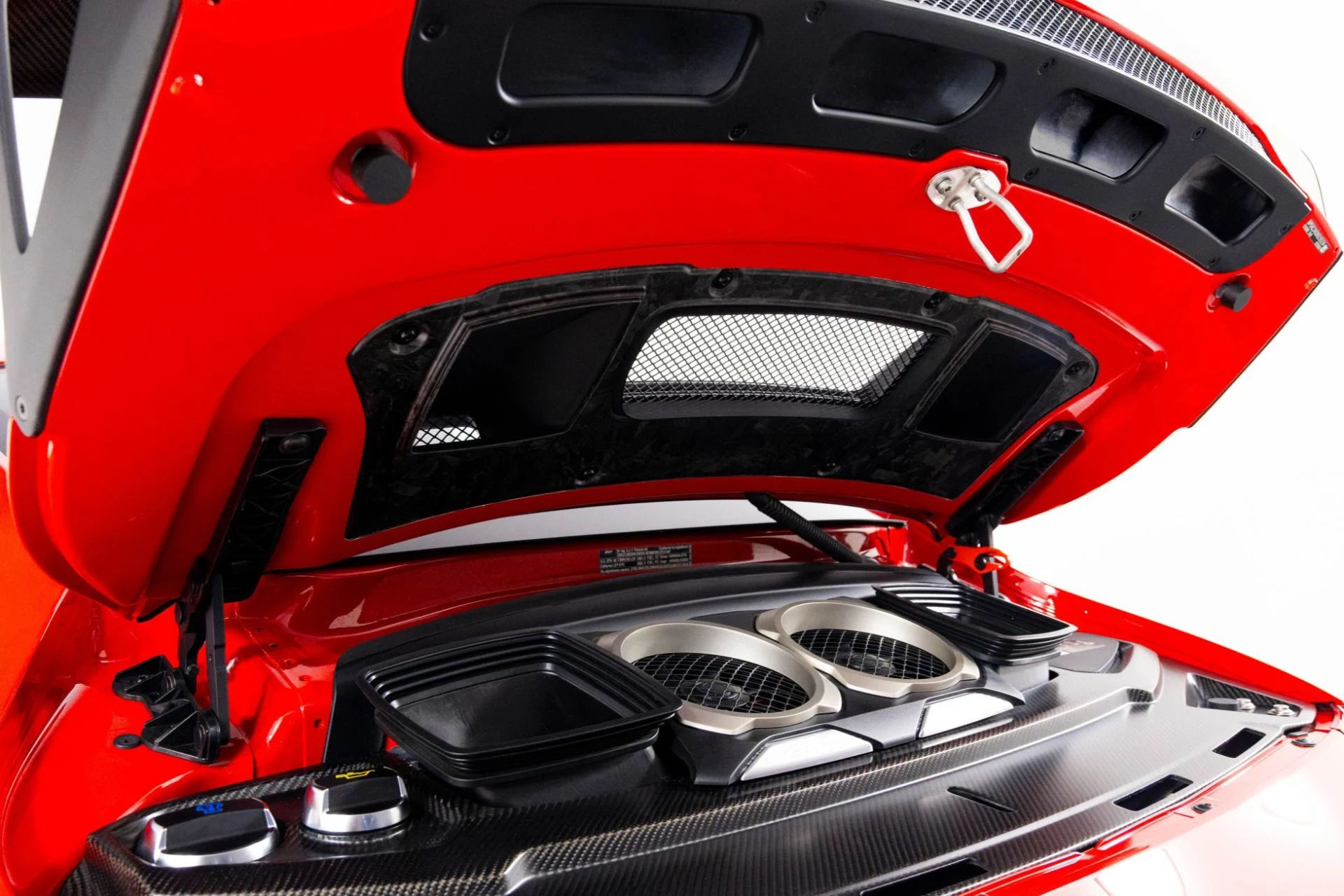 mph051_101803916_Used_2019_Porsche_911_GT_2_RS_1761868497_de42ab9099