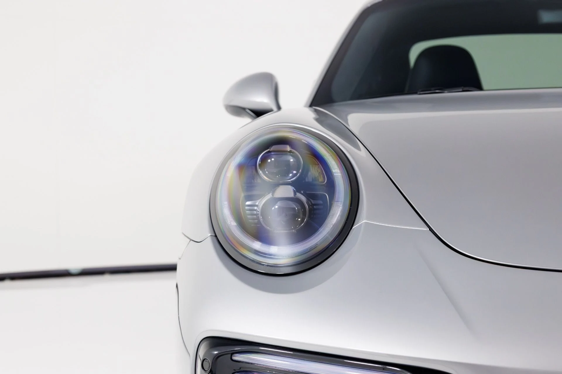 mph051_1043095412_Used_2019_Porsche_911_Turbo_S_1770314079_bbe4f12c04