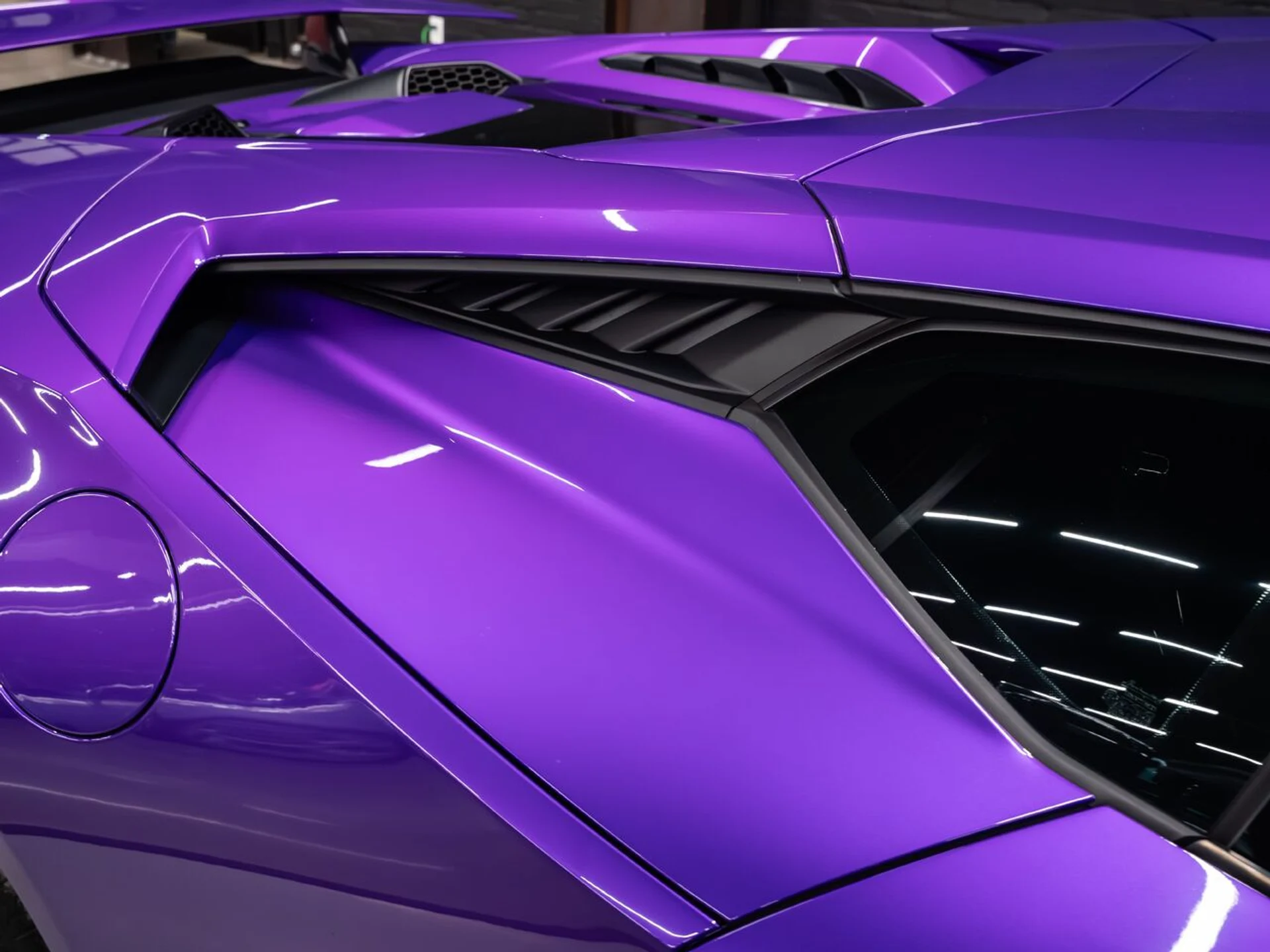 mph051_1063475297_lamborghini_huracan_tecnica_2023_2658713aeb