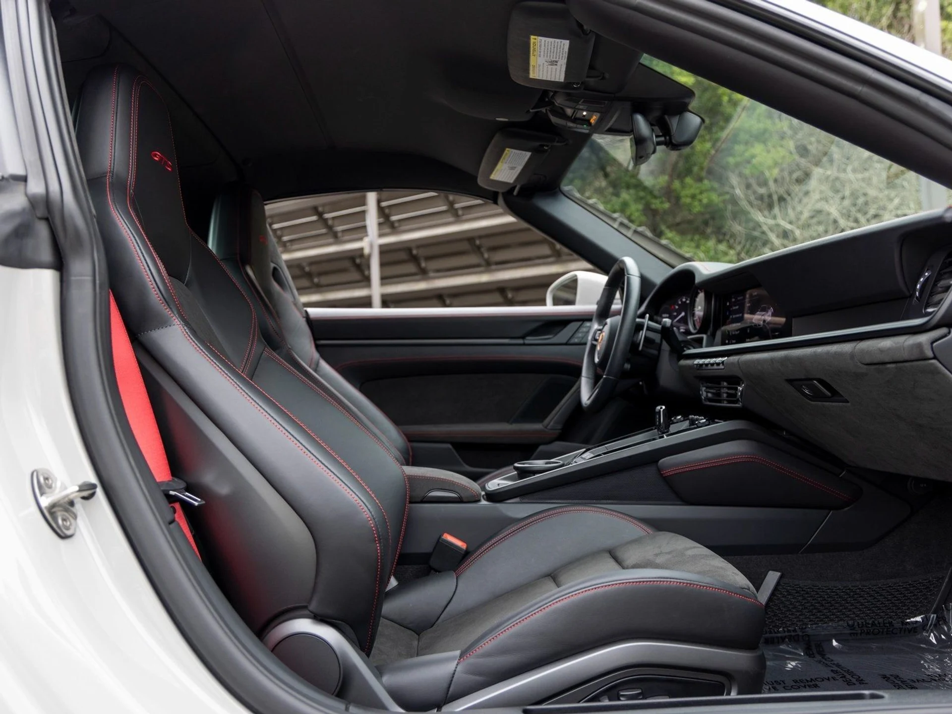 mph051_1064461649_52_6045d9c359