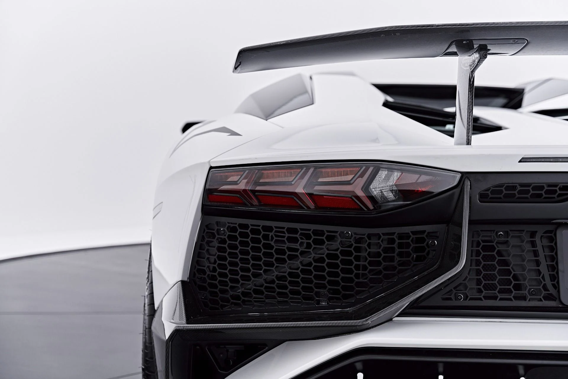 mph051_1077592008_Used_2016_Lamborghini_Aventador_LP_750_4_Super_Veloce_1785199465_9dd8f4fe7c