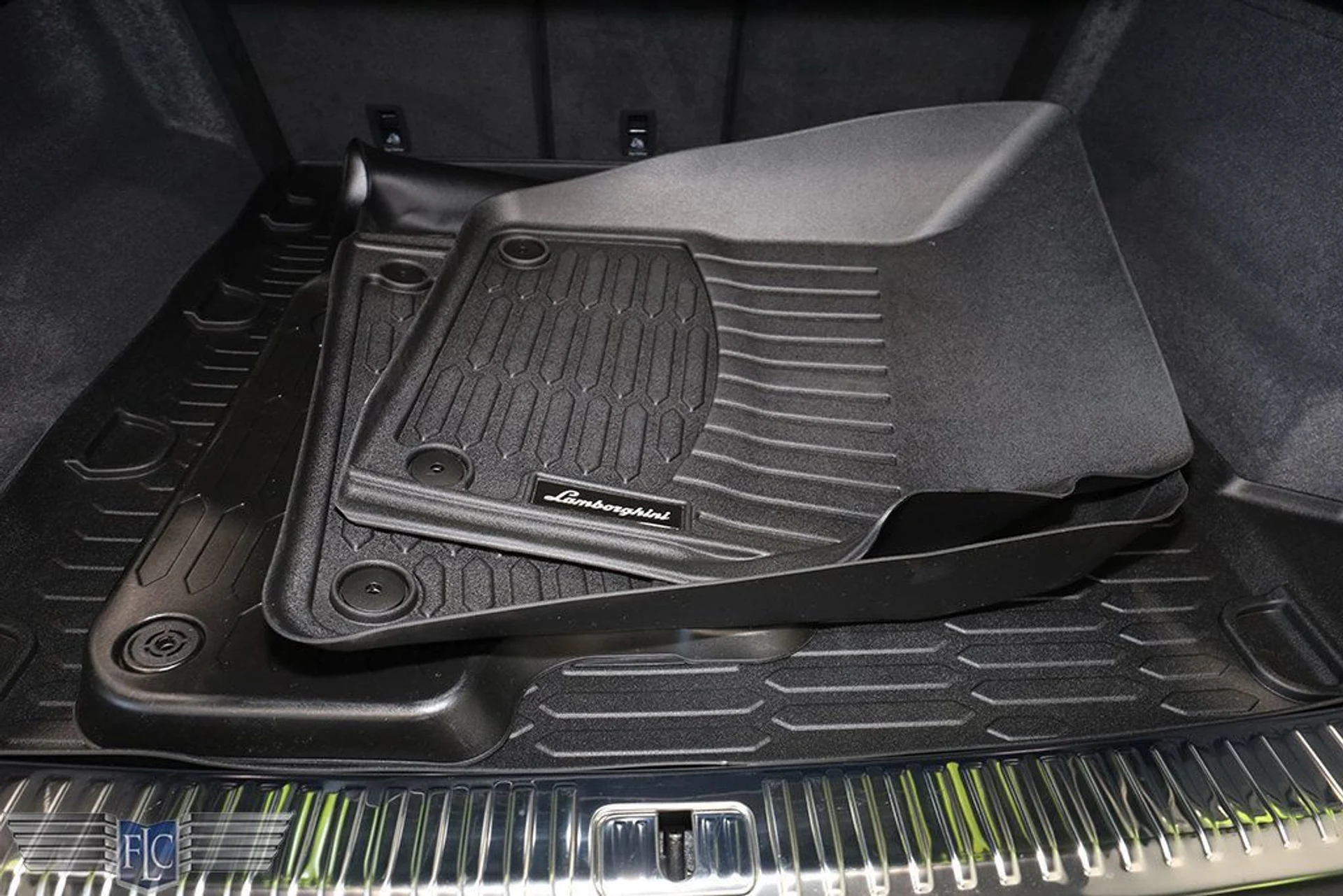 mph051_109373182_used_2024_lamborghini_urus_performanteawd_9689_22932992_52_1024_752529a028