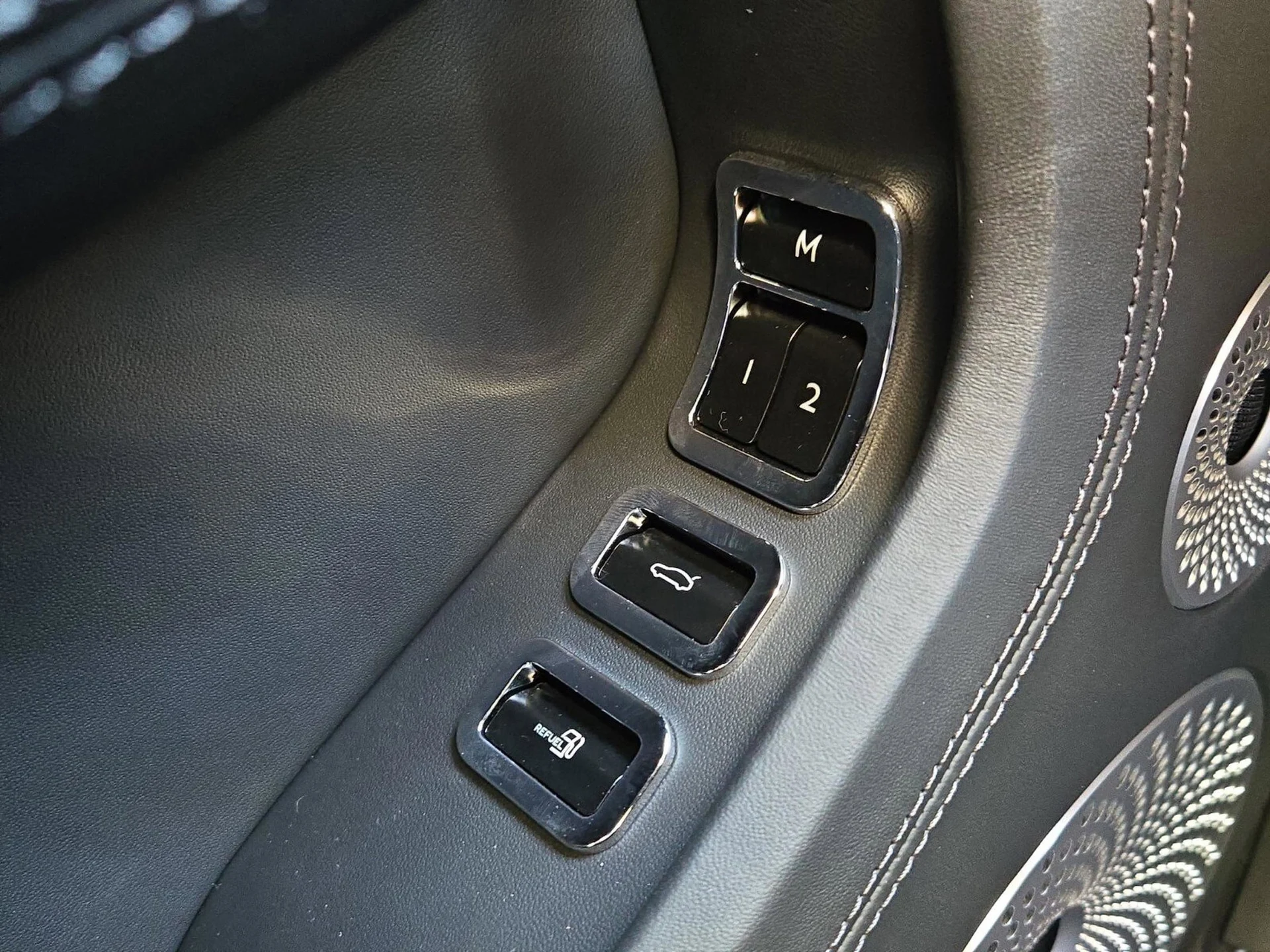 mph051_1101646808_52d2c31f8ef6aa5076739725eeaf04e7x_8485099a9f