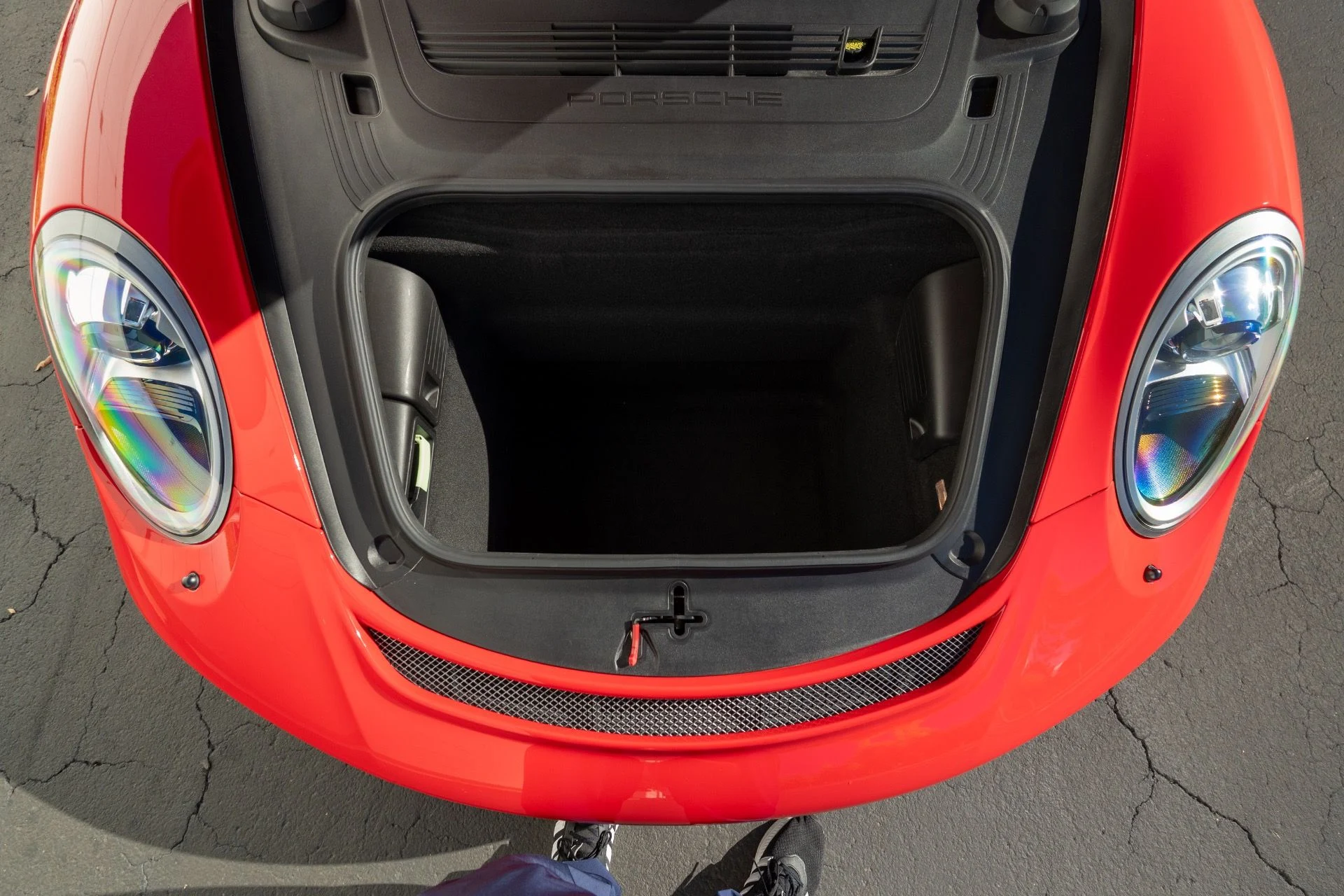 mph051_1156324660_Used_2018_Porsche_911_GT_3_1755032810_b331f0e3ad