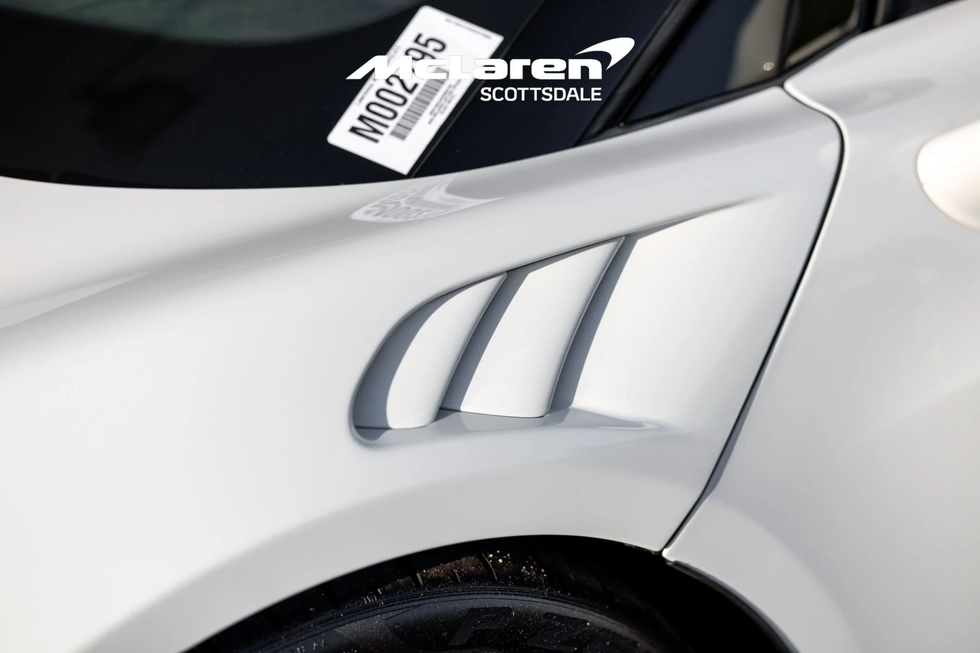 mph051_1158888899_Used_2025_MCLAREN_ARTURA_1728156448_60038085a1