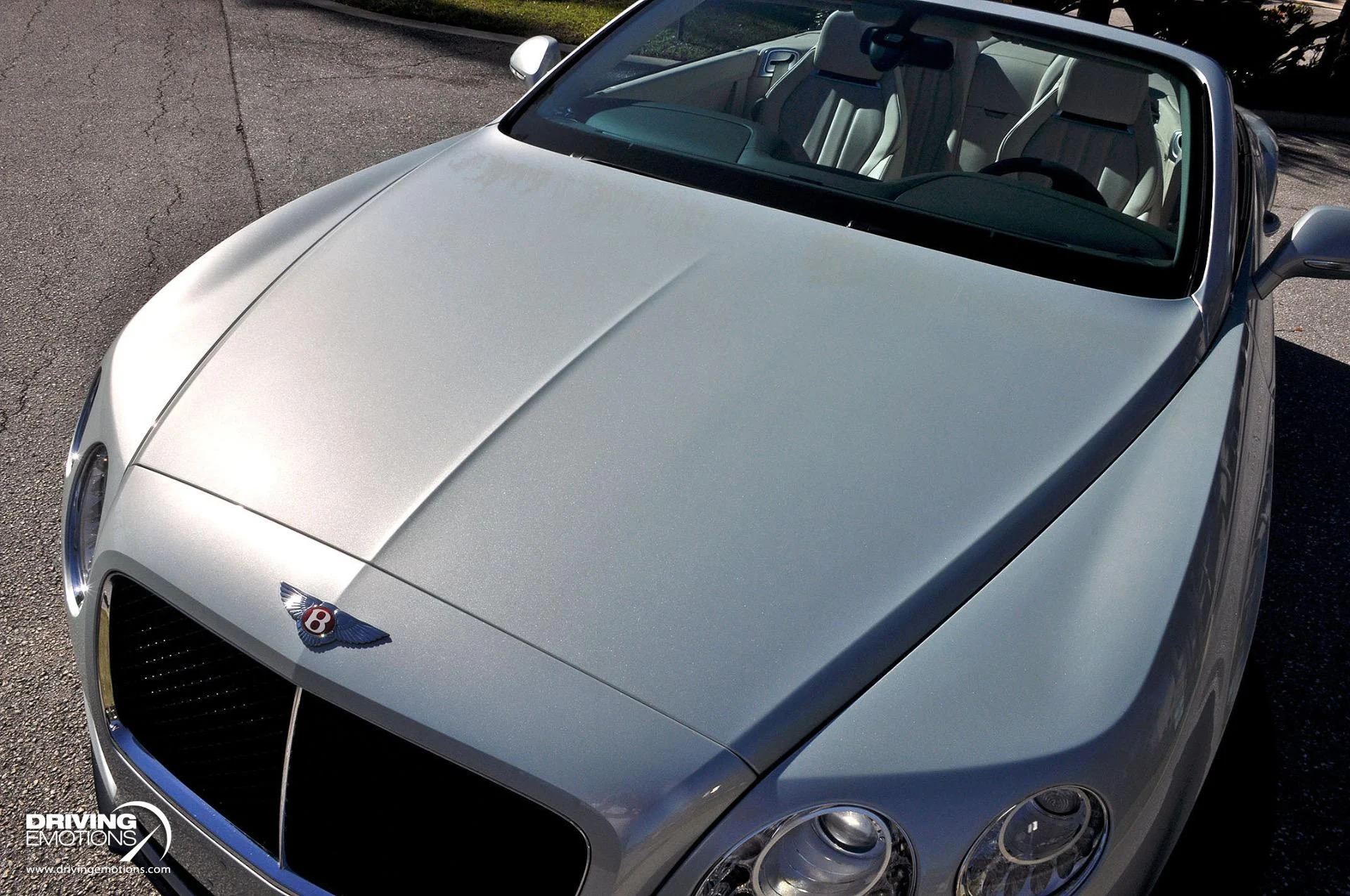 mph051_1171526789_886_p52_l_51b75cbcab