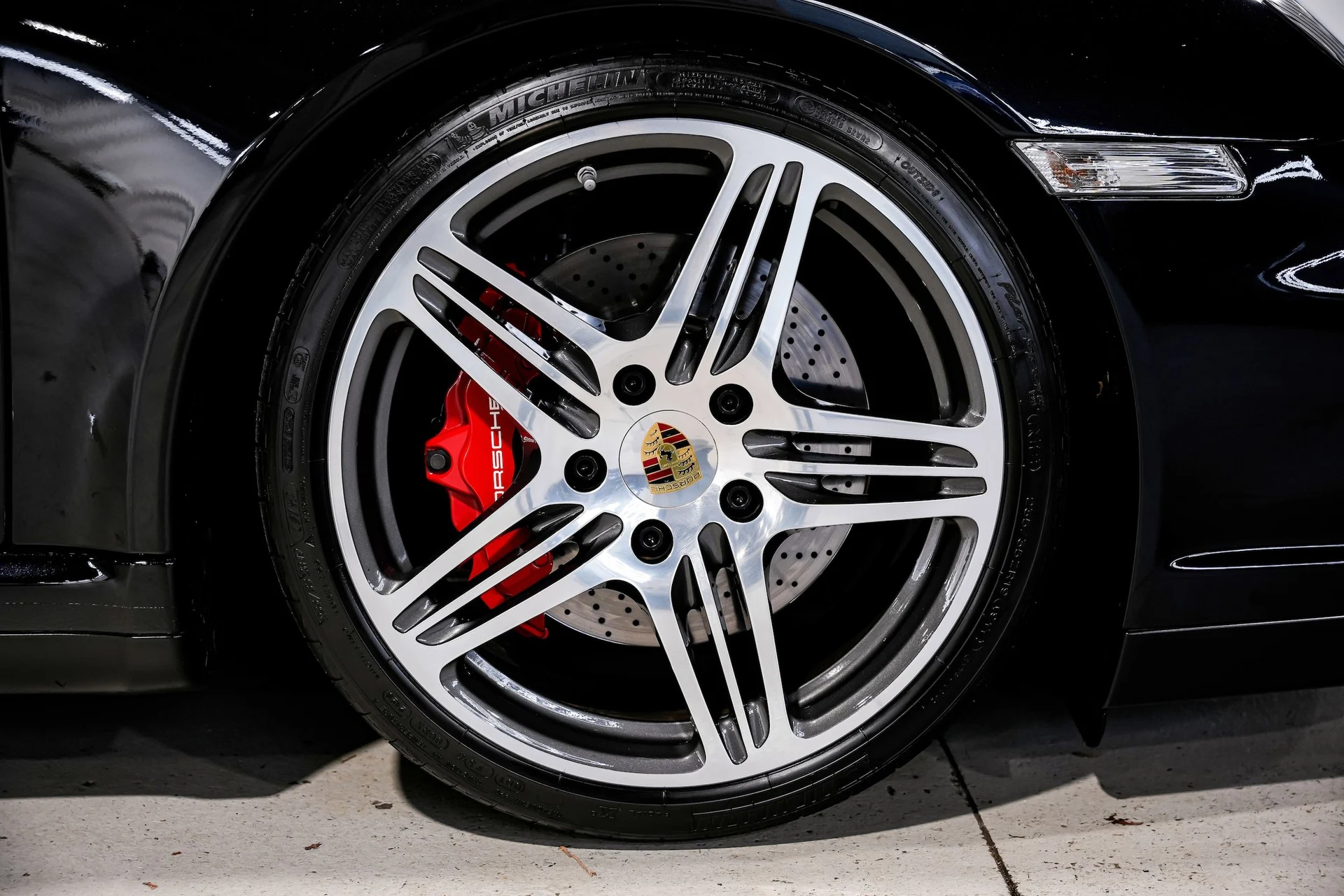 mph051_1184389534_49fa3a42aeff5c7a7c8fb86b7b2e5d66x_ca7c2a28ed