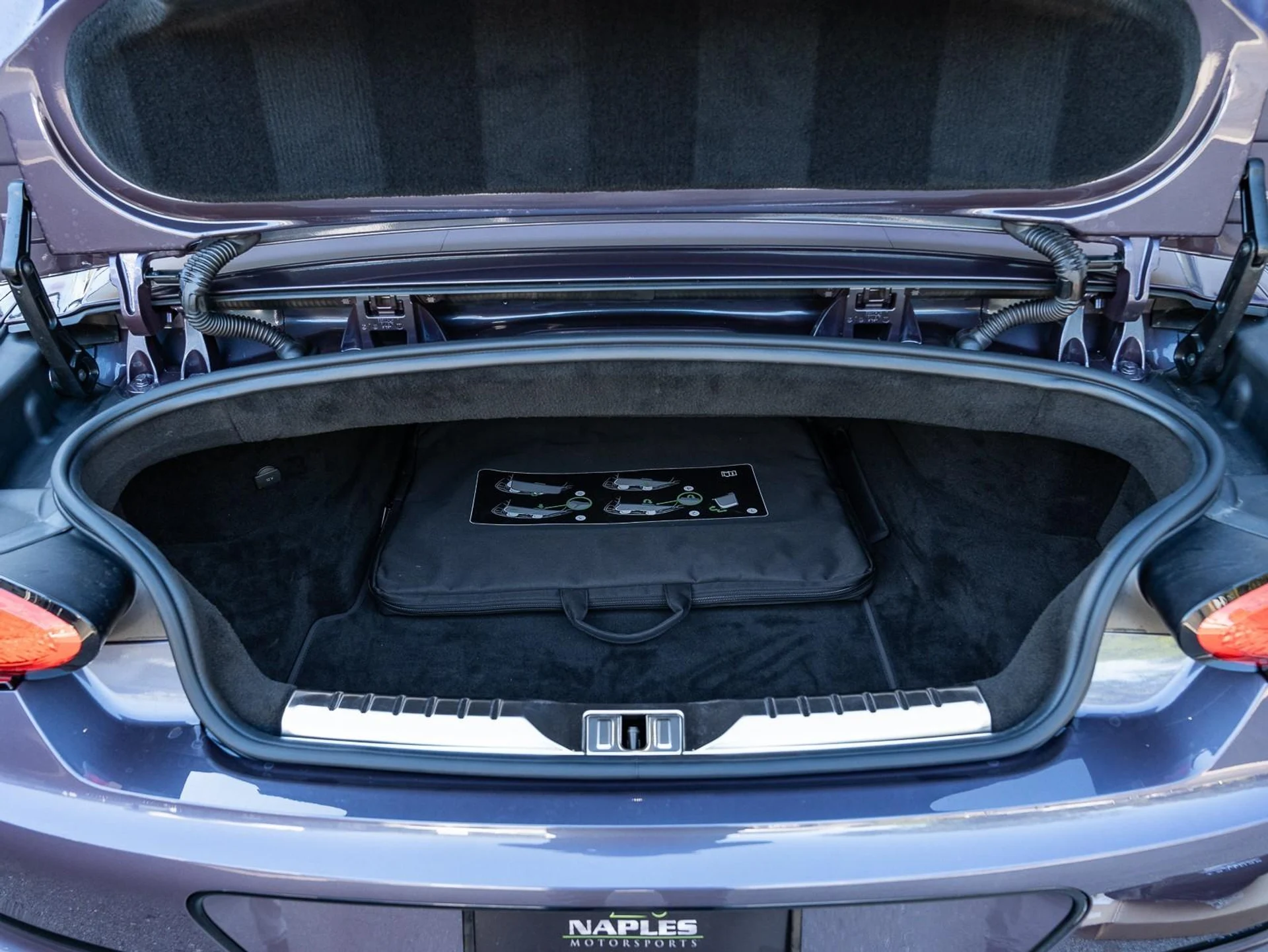 mph051_1202379560_Used_2024_Bentley_Continental_GT_V8_1763485693_2184aaafe2