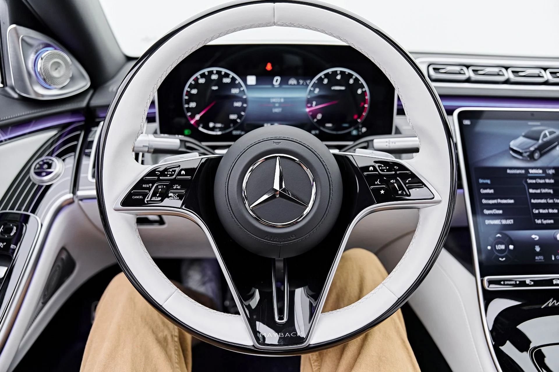 mph051_1231357420_Used_2026_Mercedes_Benz_S_Class_Maybach_S_580_1790467917_8286d24645