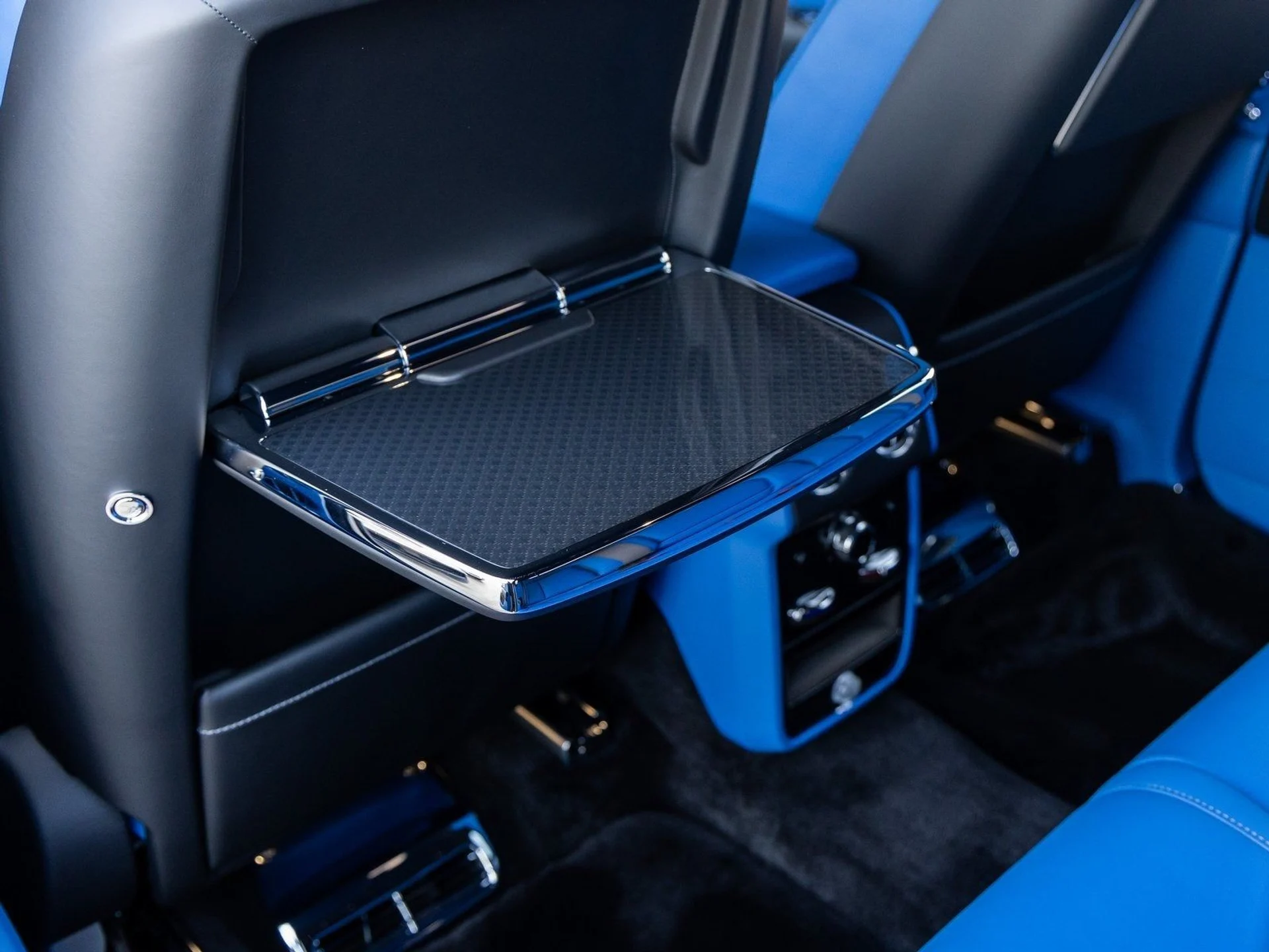 mph051_123785104_52_ebaf18a192